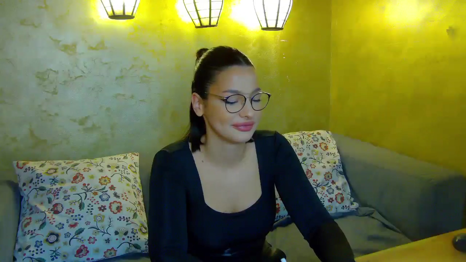 Gallery image thumbnail from WonderWomann's myfreecams stream on, 10/28/2025, 14:06 image 18 of 20