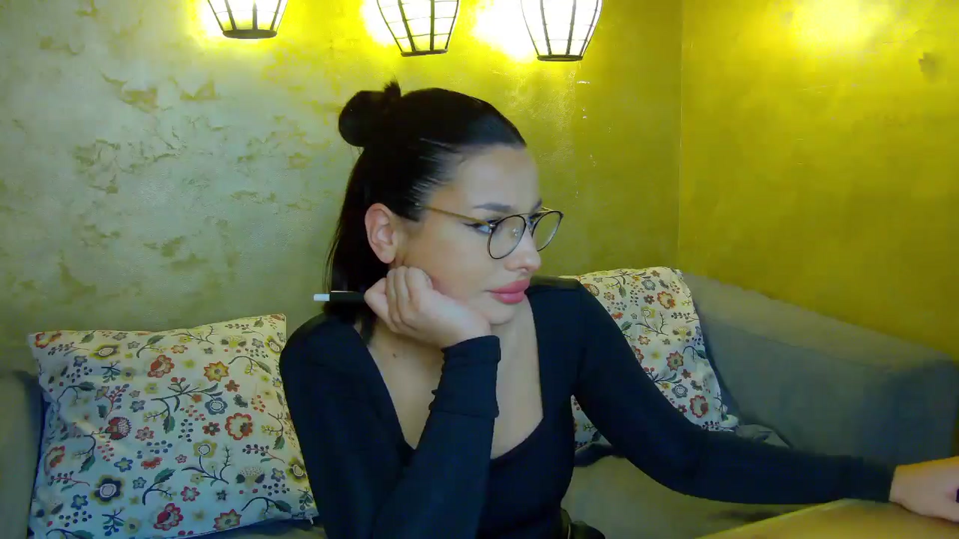 Gallery image thumbnail from WonderWomann's myfreecams stream on, 10/28/2025, 14:55 image 13 of 20