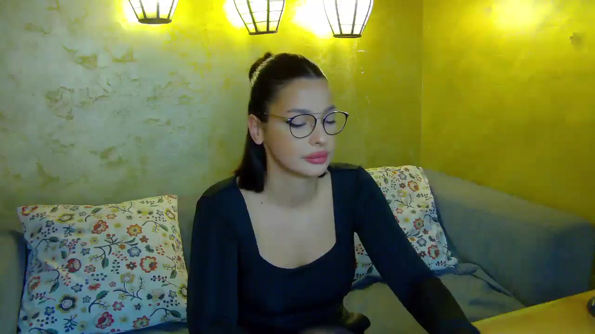 Gallery image thumbnail from WonderWomann's myfreecams stream on, 10/28/2025, 14:55 image 18 of 20
