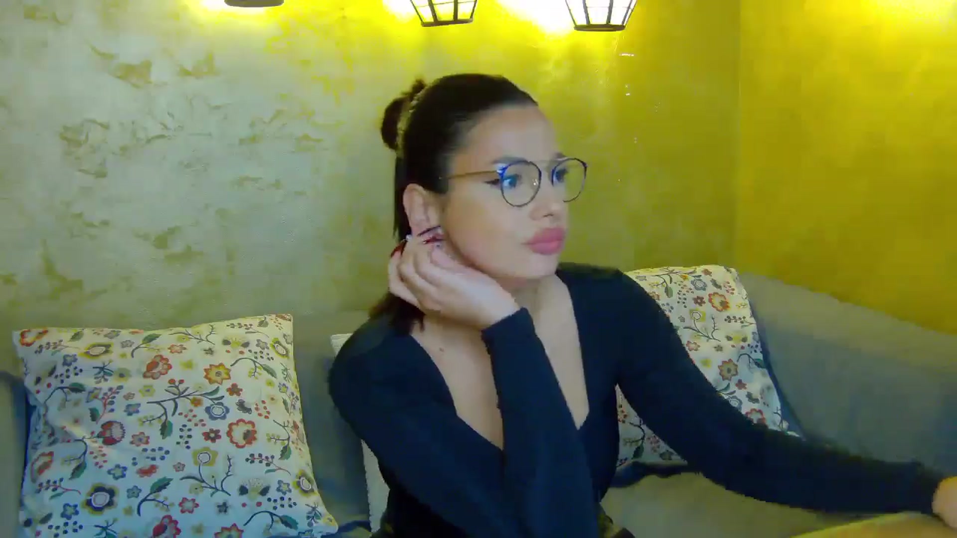 Gallery image thumbnail from WonderWomann's myfreecams stream on, 10/28/2025, 15:45 image 18 of 20