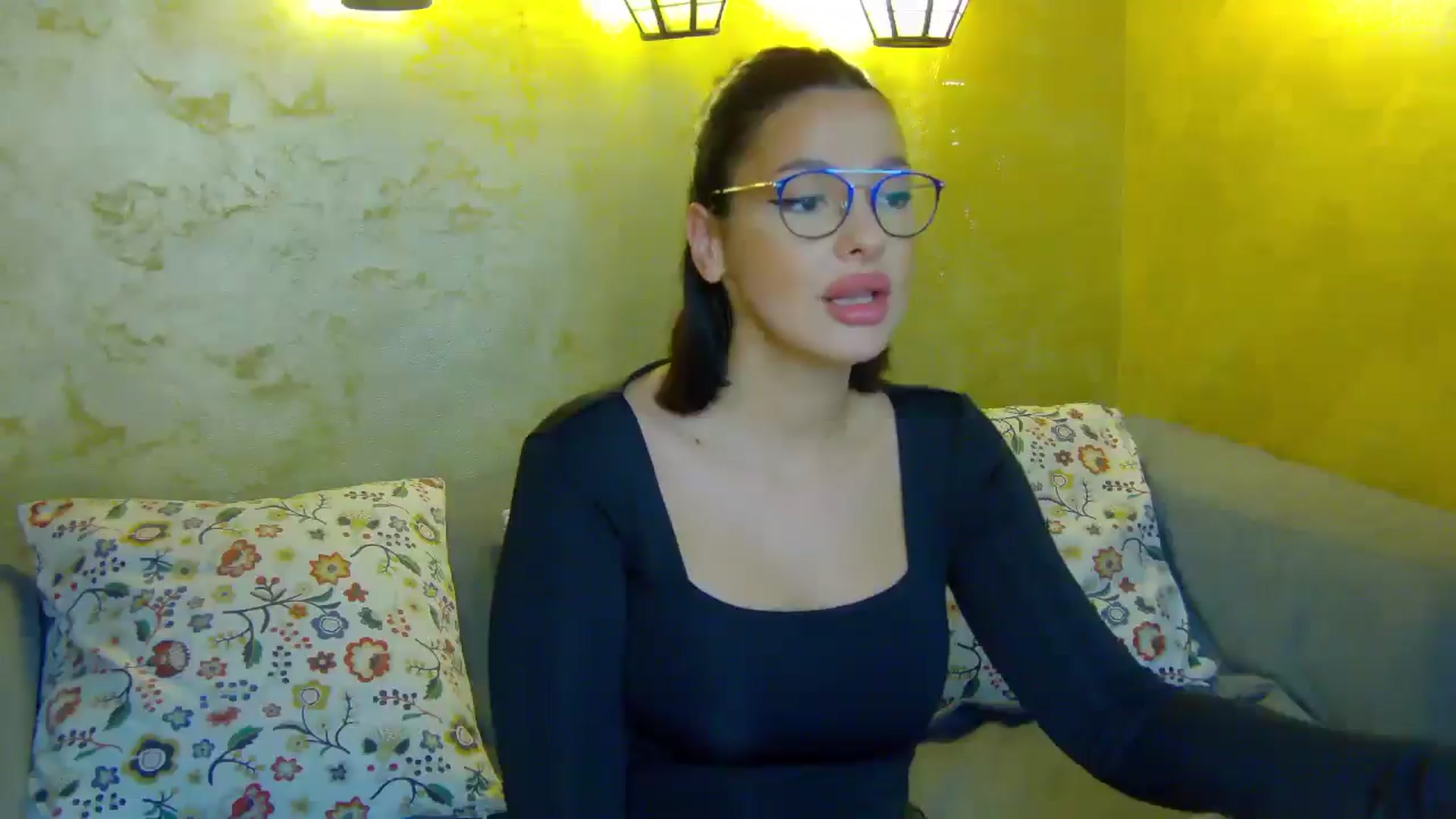 Gallery image thumbnail from WonderWomann's myfreecams stream on, 10/28/2025, 15:45 image 10 of 20