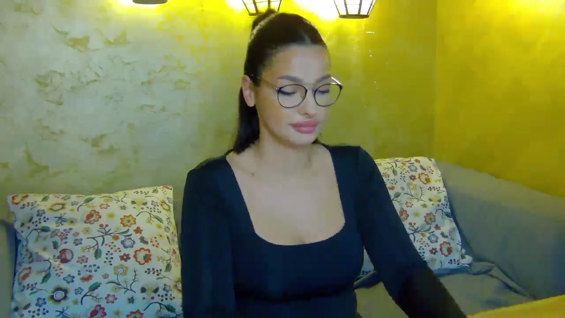 Gallery image thumbnail from WonderWomann's myfreecams stream on, 10/28/2025, 15:45 image 12 of 20