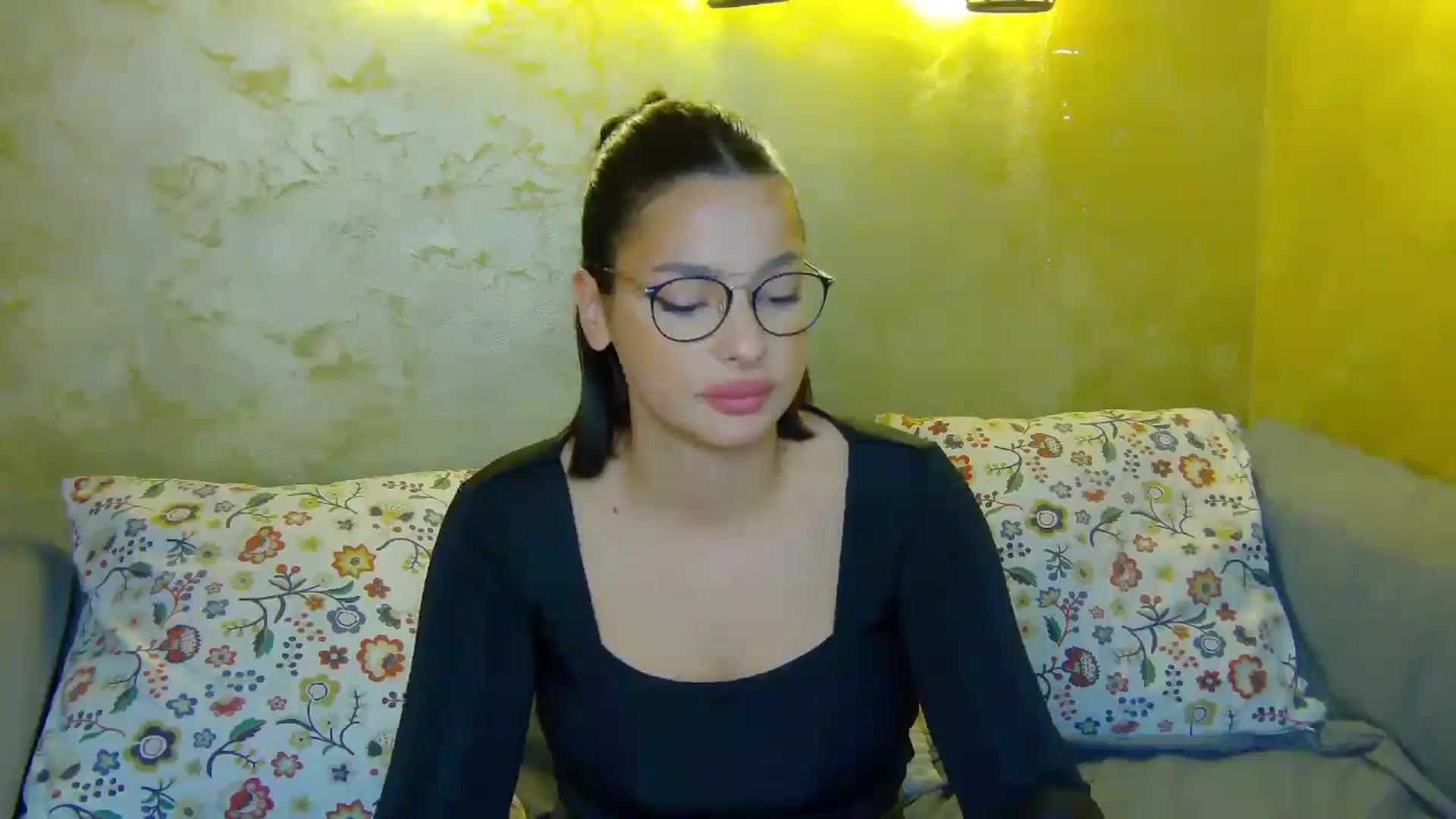 Gallery image thumbnail from WonderWomann's myfreecams stream on, 10/28/2025, 16:59 image 12 of 20