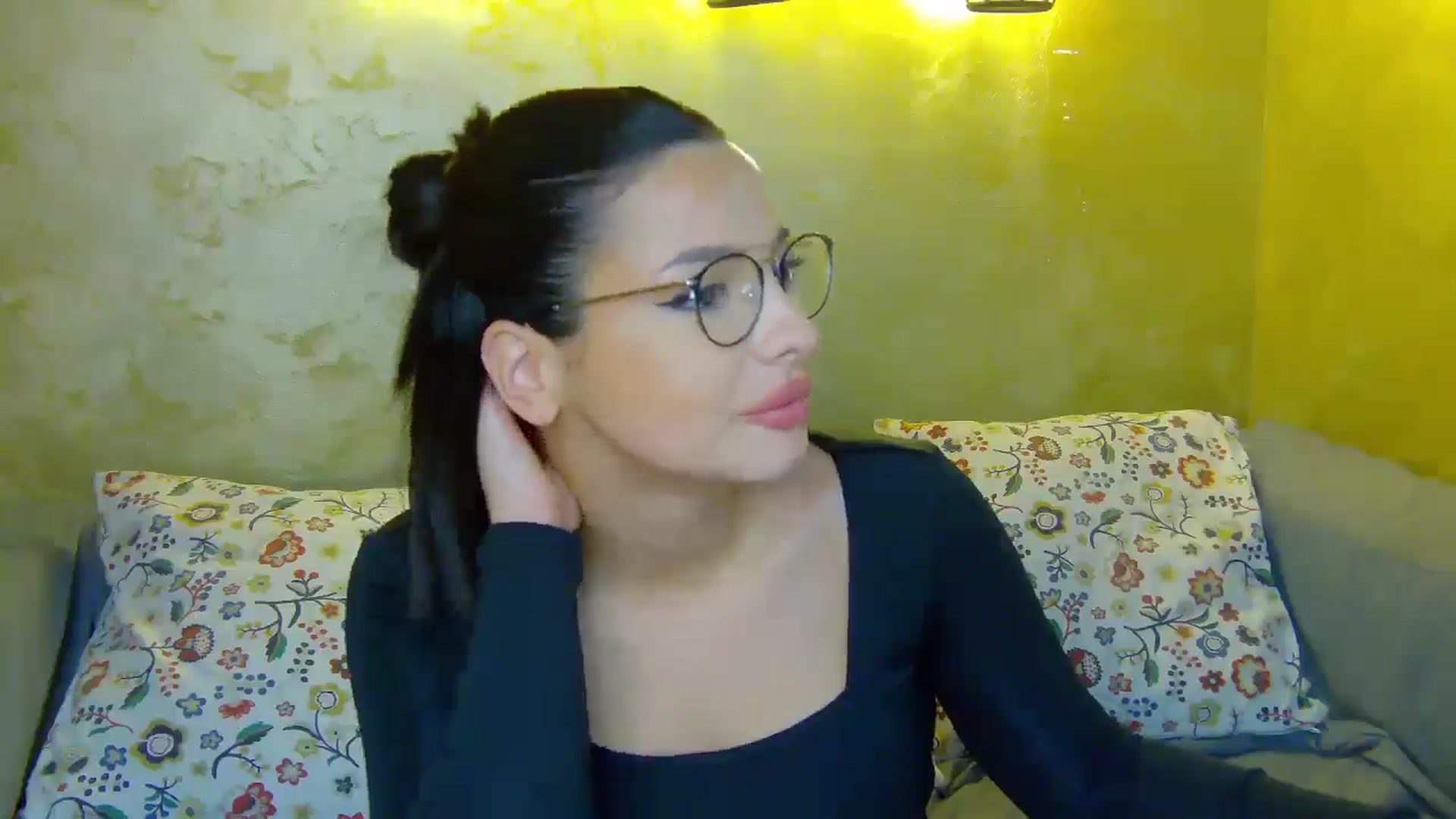 Gallery image thumbnail from WonderWomann's myfreecams stream on, 10/28/2025, 16:59 image 14 of 20
