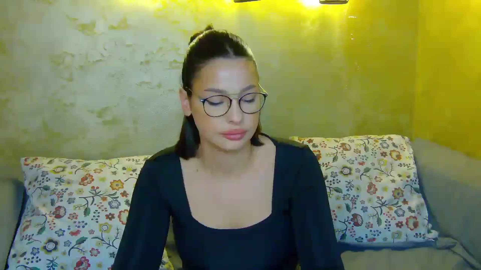 Gallery image thumbnail from WonderWomann's myfreecams stream on, 10/28/2025, 16:59 image 9 of 20