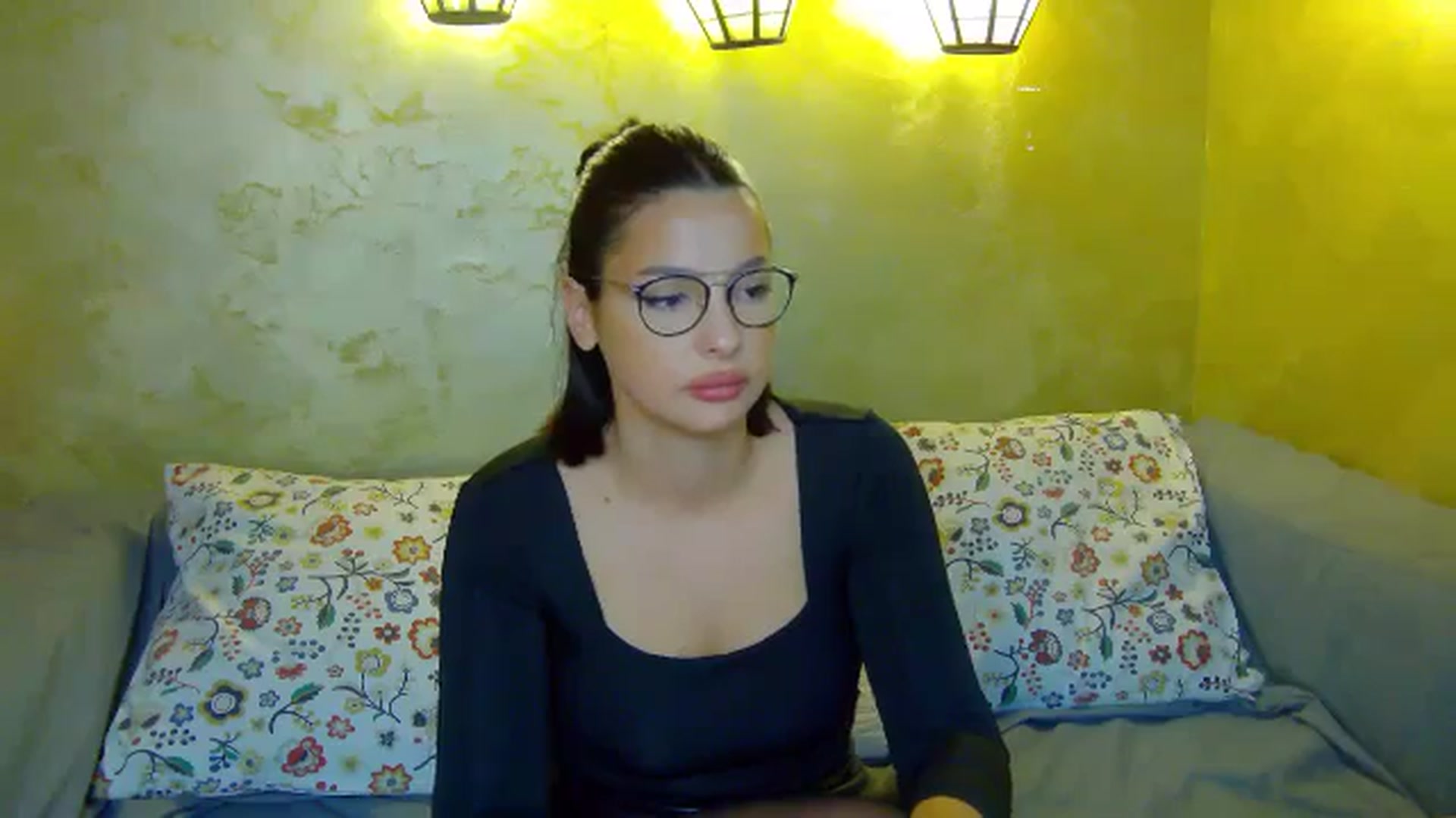 Gallery image thumbnail from WonderWomann's myfreecams stream on, 10/28/2025, 18:52 image 9 of 20