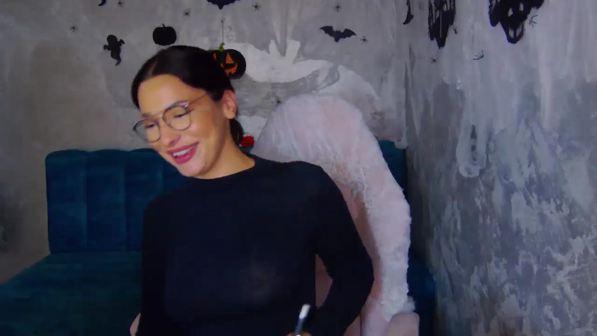 Gallery image thumbnail from WonderWomann's myfreecams stream on, 10/29/2025, 20:08 image 17 of 20