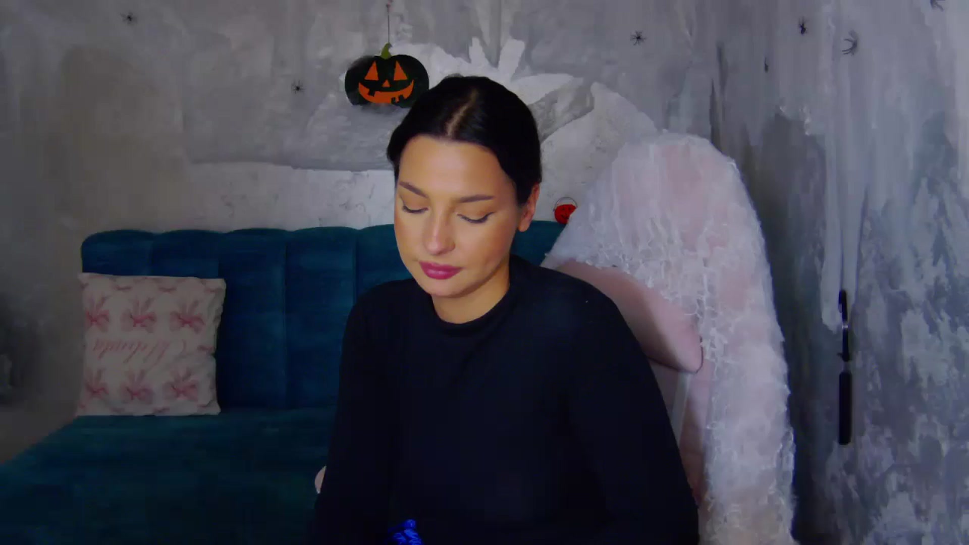 Gallery image thumbnail from WonderWomann's myfreecams stream on, 10/29/2025, 20:08 image 9 of 20