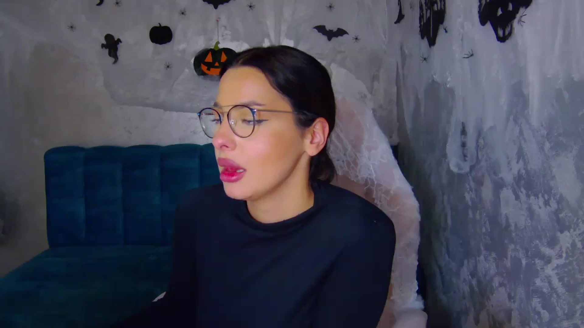 Gallery image thumbnail from WonderWomann's myfreecams stream on, 10/29/2025, 20:08 image 19 of 20