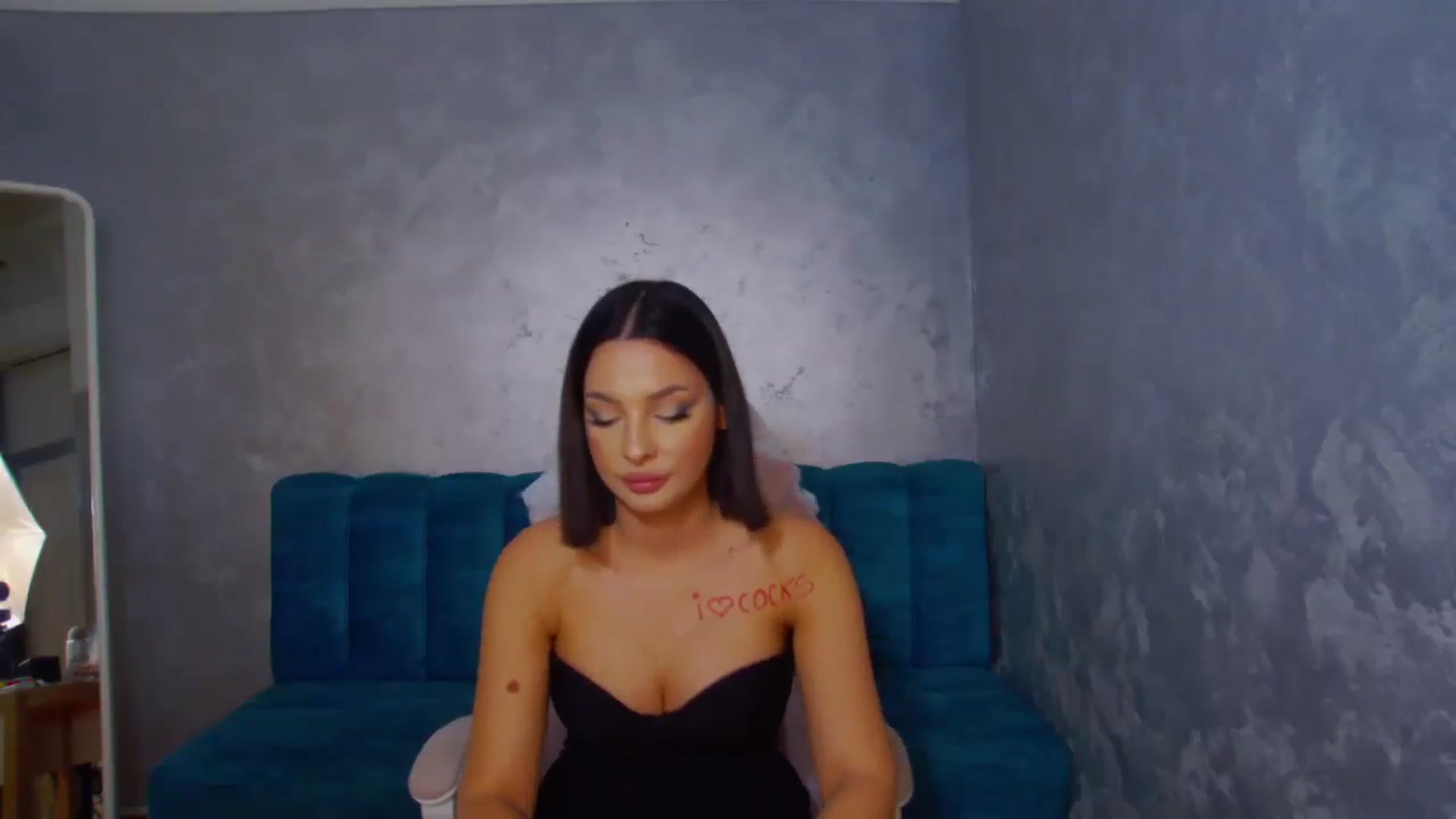 Gallery image thumbnail from WonderWomann's myfreecams stream on, 11/01/2025, 17:26 image 13 of 20