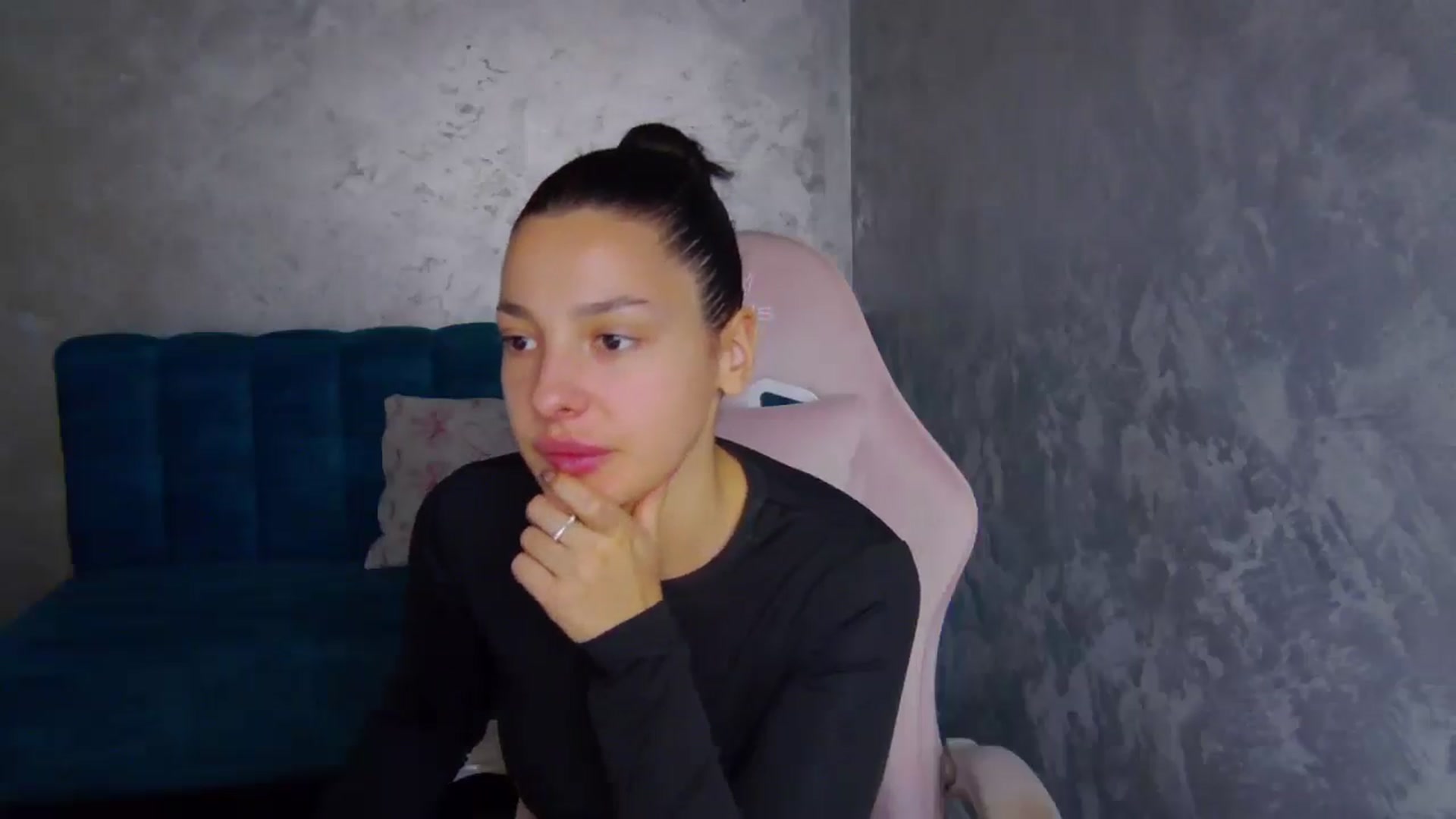 Gallery image thumbnail from WonderWomann's myfreecams stream on, 11/07/2025, 16:08 image 6 of 20