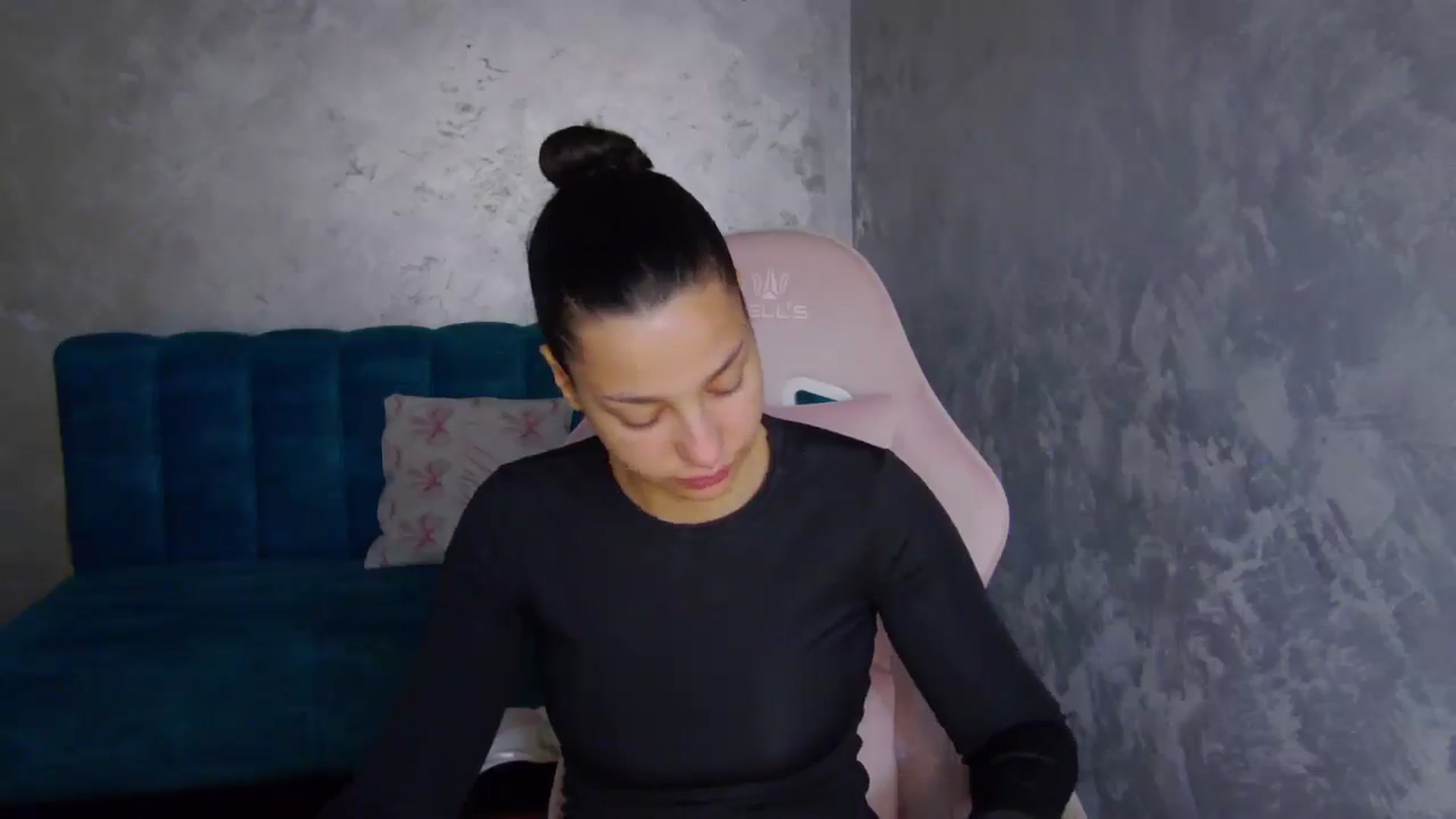 Gallery image thumbnail from WonderWomann's myfreecams stream on, 11/07/2025, 16:08 image 16 of 20