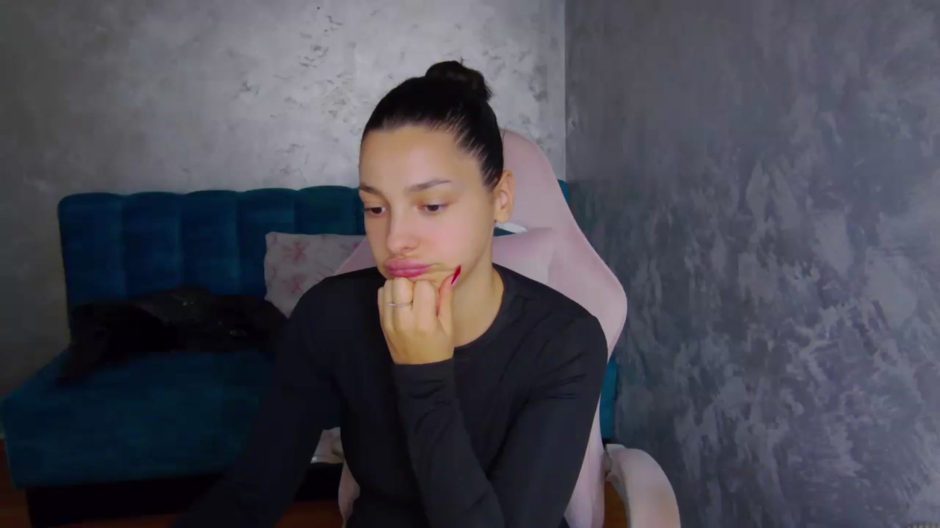 Gallery image thumbnail from WonderWomann's myfreecams stream on, 11/07/2025, 18:53 image 13 of 20