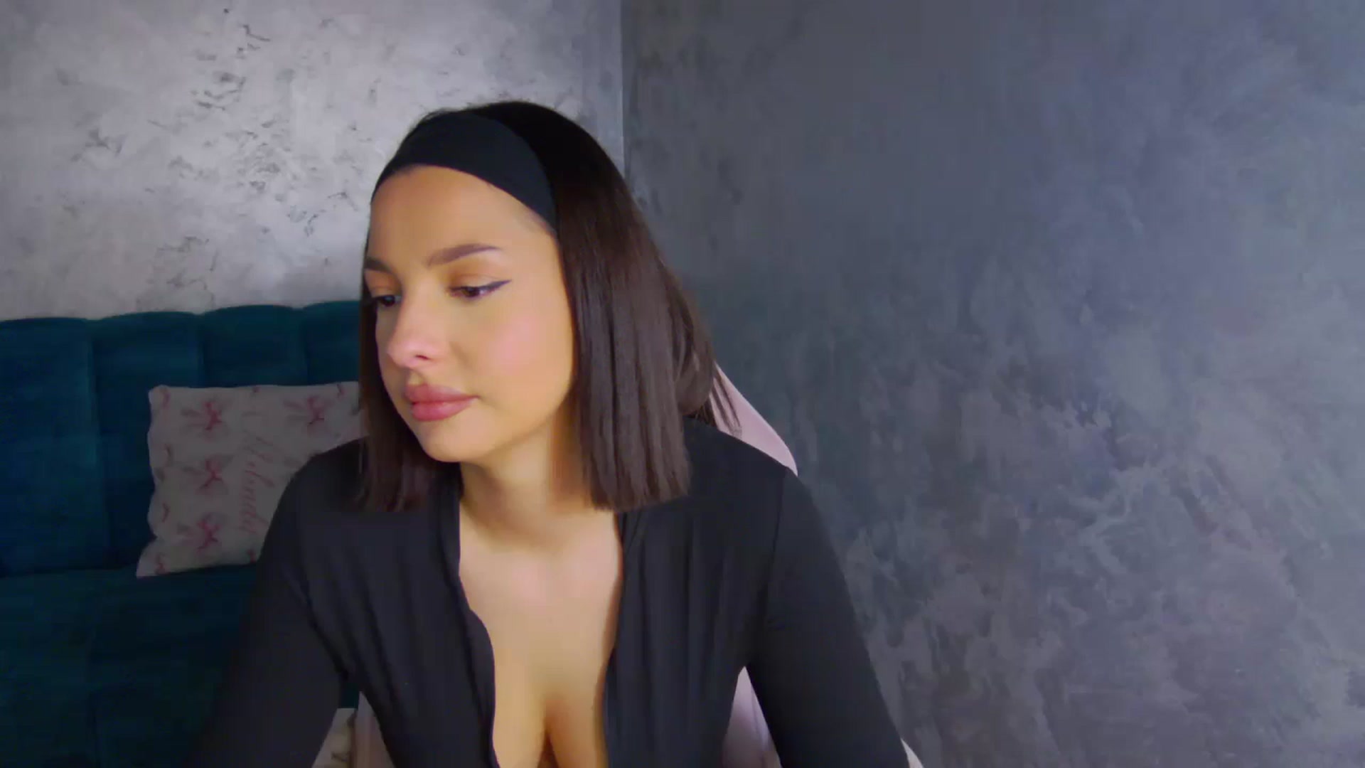 Gallery image thumbnail from WonderWomann's myfreecams stream on, 11/08/2025, 15:14 image 6 of 20