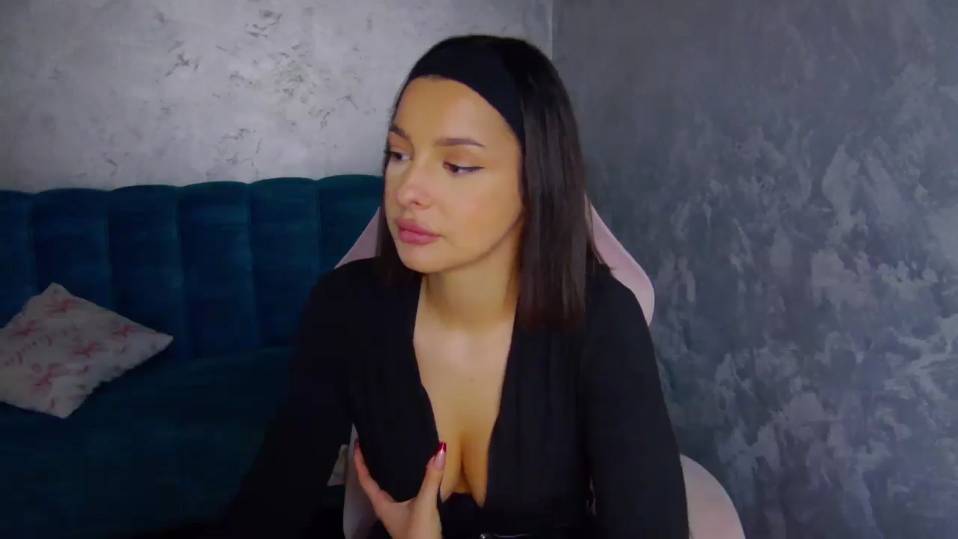 Gallery image thumbnail from WonderWomann's myfreecams stream on, 11/08/2025, 16:19 image 16 of 20