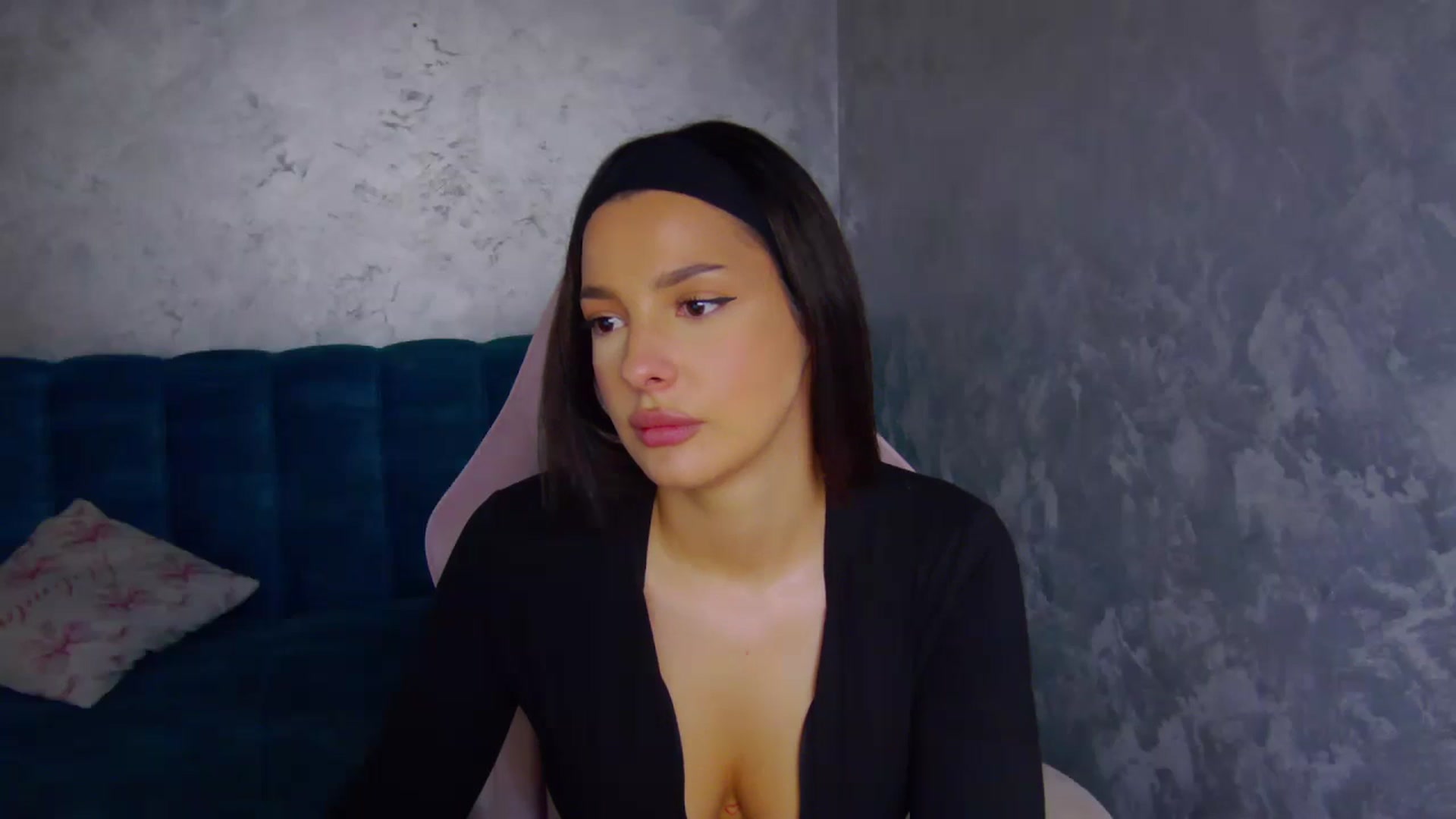 Gallery image thumbnail from WonderWomann's myfreecams stream on, 11/08/2025, 16:19 image 5 of 20