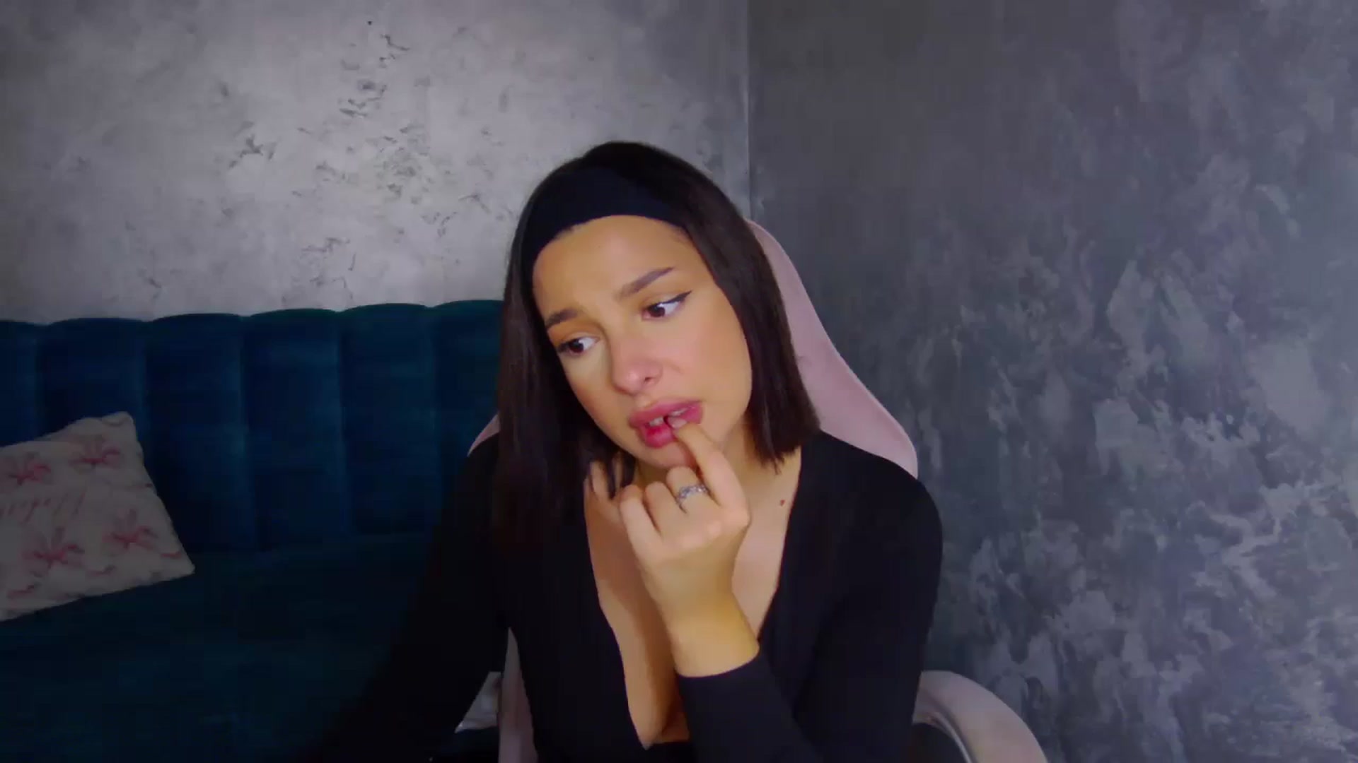 Gallery image thumbnail from WonderWomann's myfreecams stream on, 11/08/2025, 19:04 image 5 of 20