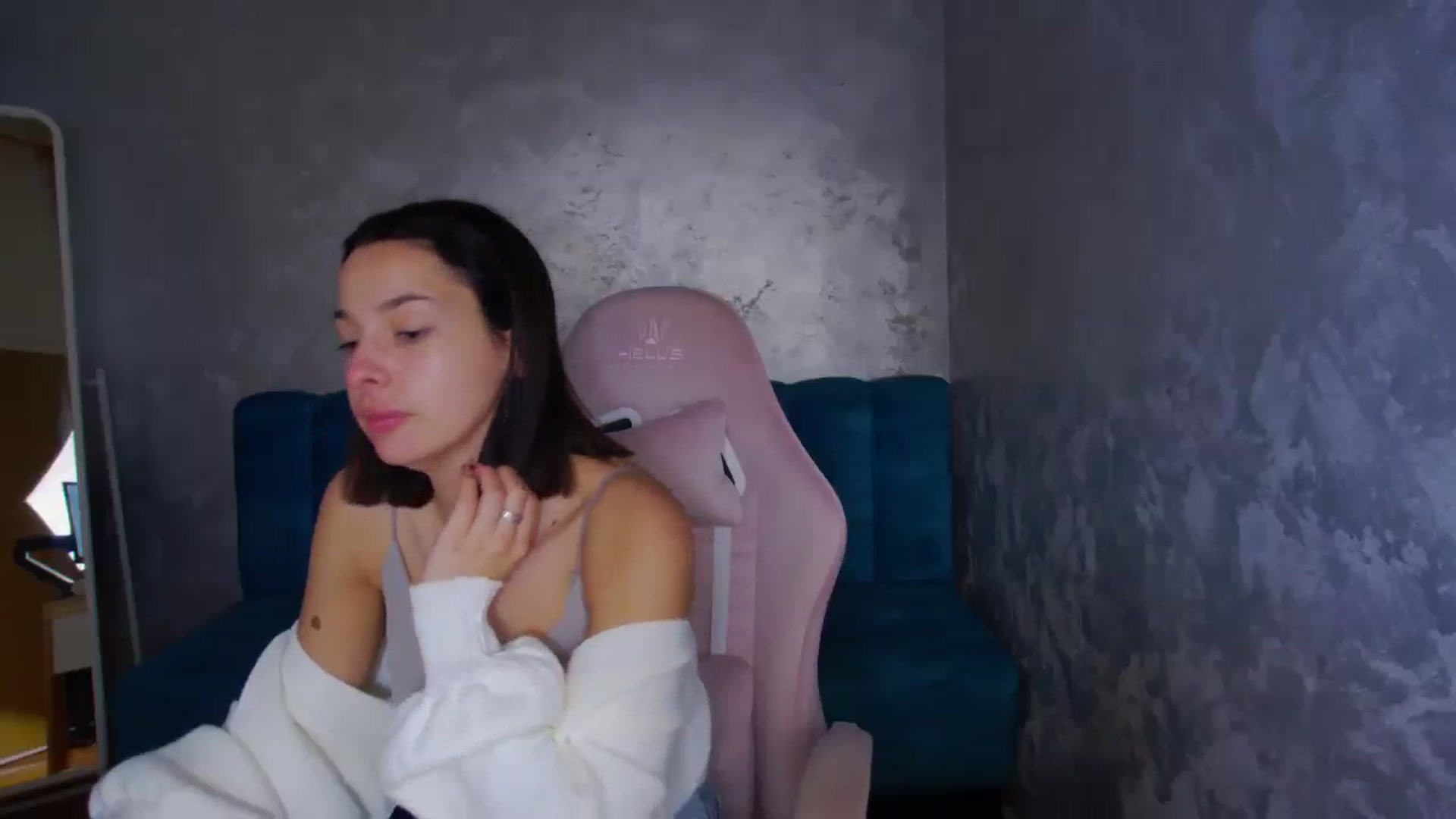 Gallery image thumbnail from WonderWomann's myfreecams stream on, 11/10/2025, 18:36 image 10 of 20