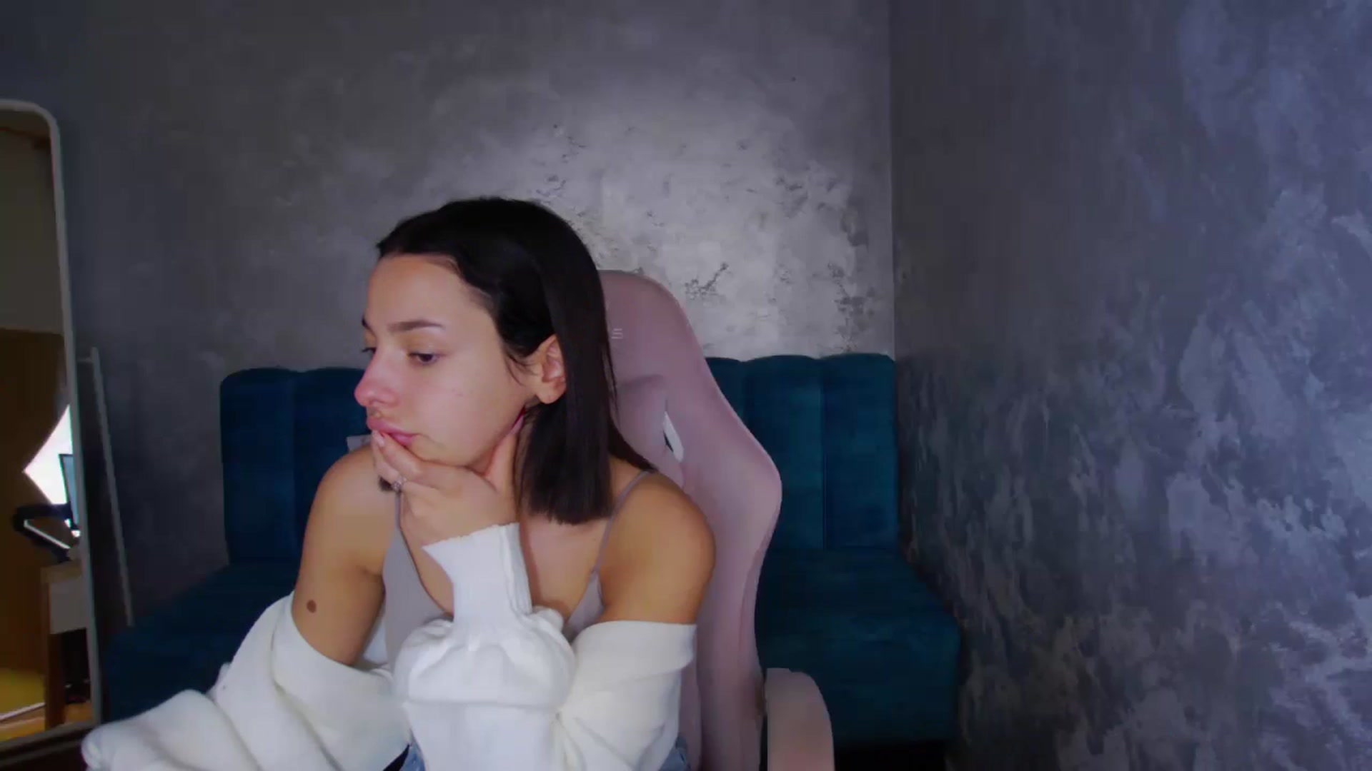 Gallery image thumbnail from WonderWomann's myfreecams stream on, 11/10/2025, 18:36 image 9 of 20