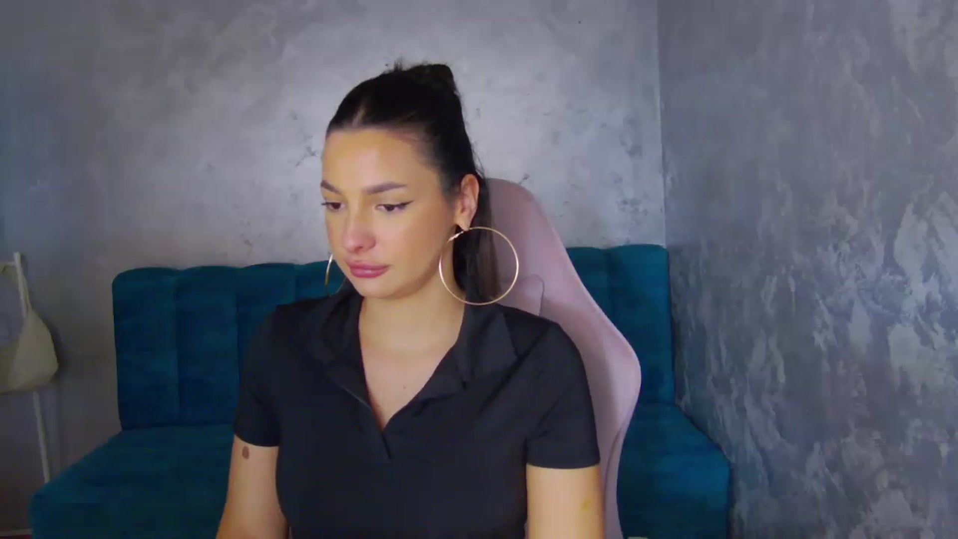 Gallery image thumbnail from WonderWomann's myfreecams stream on, 11/11/2025, 15:45 image 8 of 20