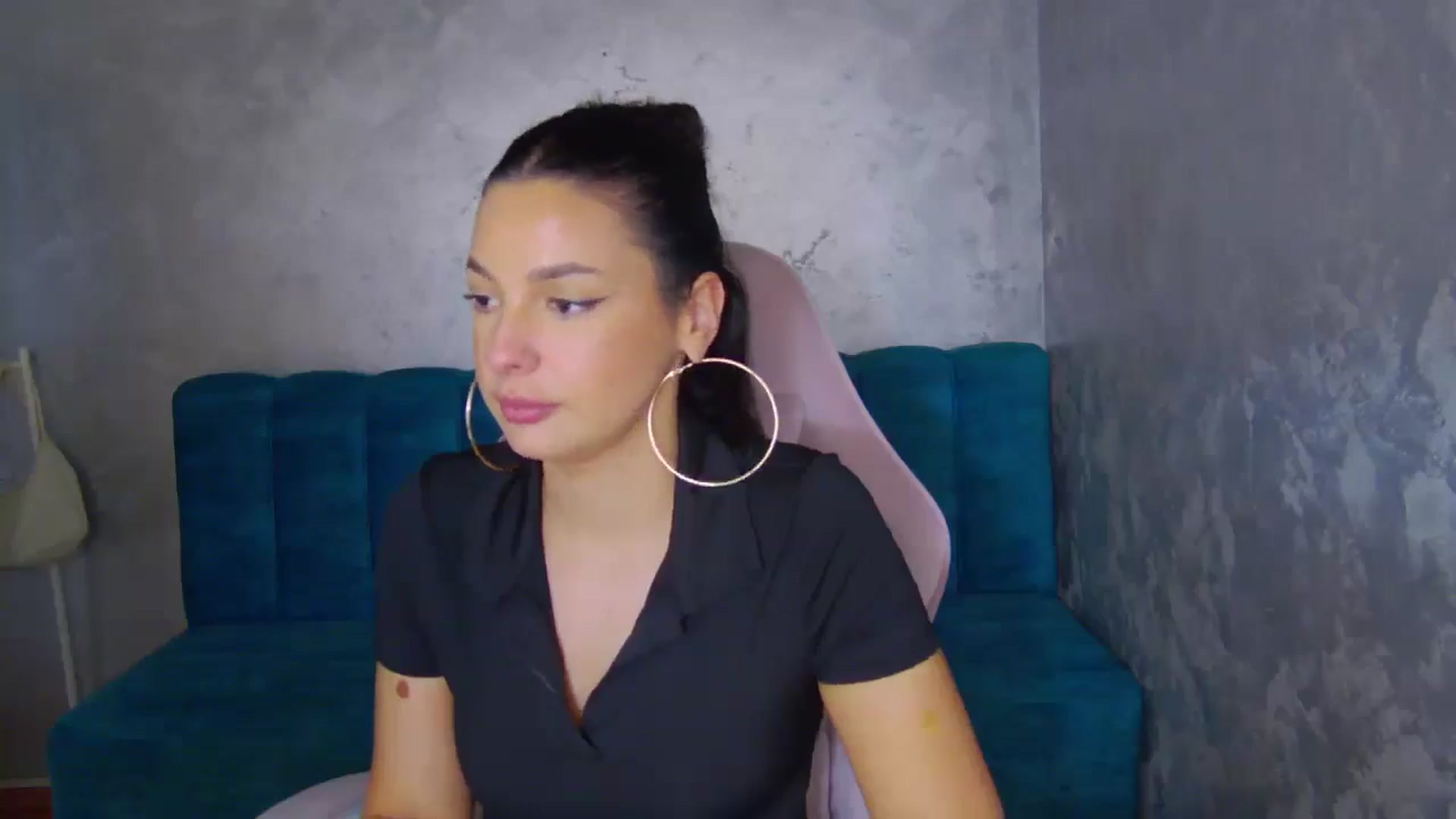 Gallery image thumbnail from WonderWomann's myfreecams stream on, 11/11/2025, 16:02 image 6 of 20