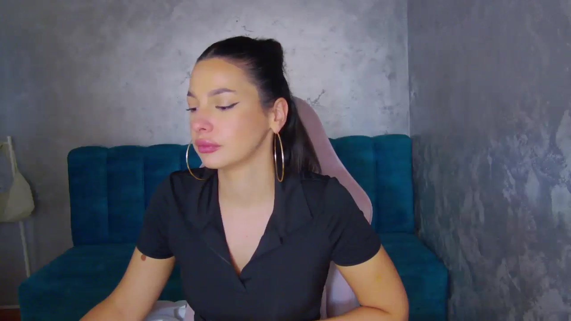 Gallery image thumbnail from WonderWomann's myfreecams stream on, 11/11/2025, 16:02 image 2 of 20