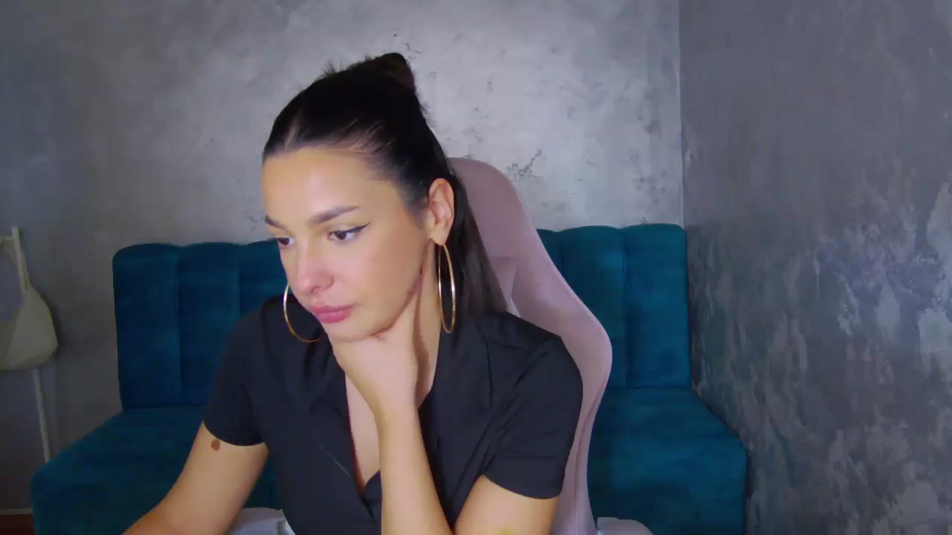 Gallery image thumbnail from WonderWomann's myfreecams stream on, 11/11/2025, 16:02 image 3 of 20