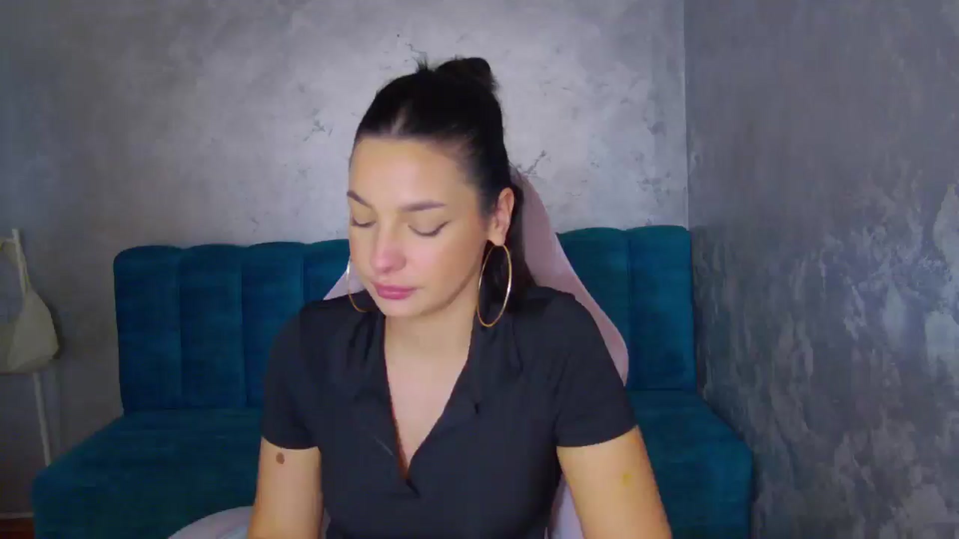 Gallery image thumbnail from WonderWomann's myfreecams stream on, 11/11/2025, 16:02 image 8 of 20