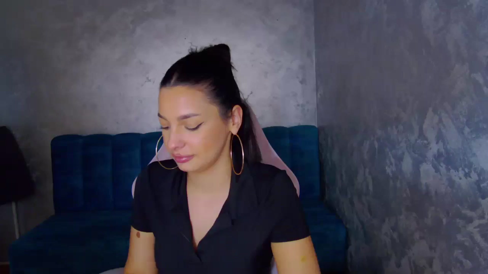 Gallery image thumbnail from WonderWomann's myfreecams stream on, 11/11/2025, 19:56 image 10 of 20