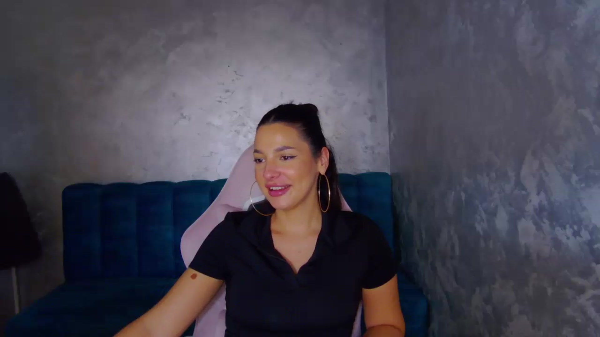 Gallery image thumbnail from WonderWomann's myfreecams stream on, 11/11/2025, 19:56 image 20 of 20