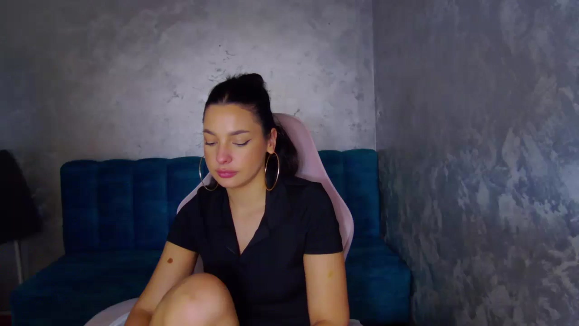Gallery image thumbnail from WonderWomann's myfreecams stream on, 11/11/2025, 19:56 image 15 of 20