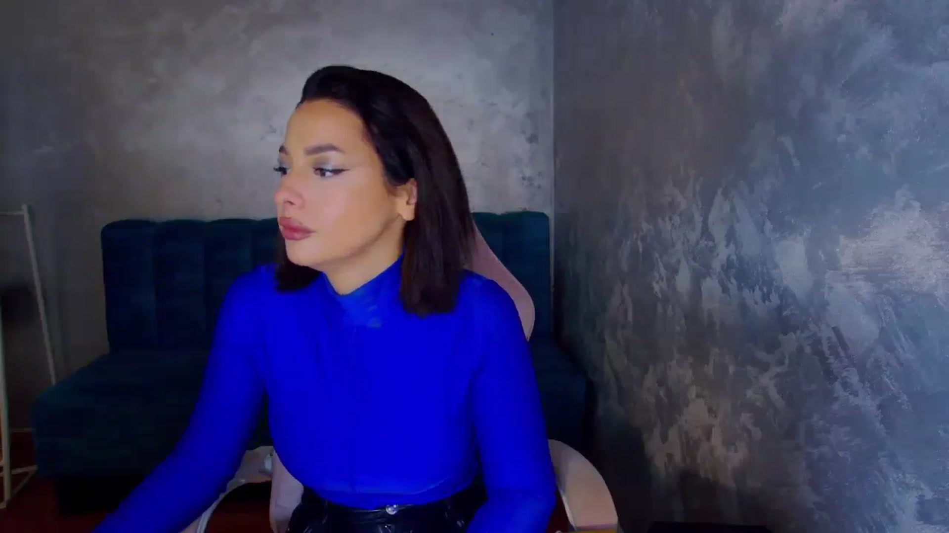 Gallery image thumbnail from WonderWomann's myfreecams stream on, 11/12/2025, 15:01 image 14 of 20