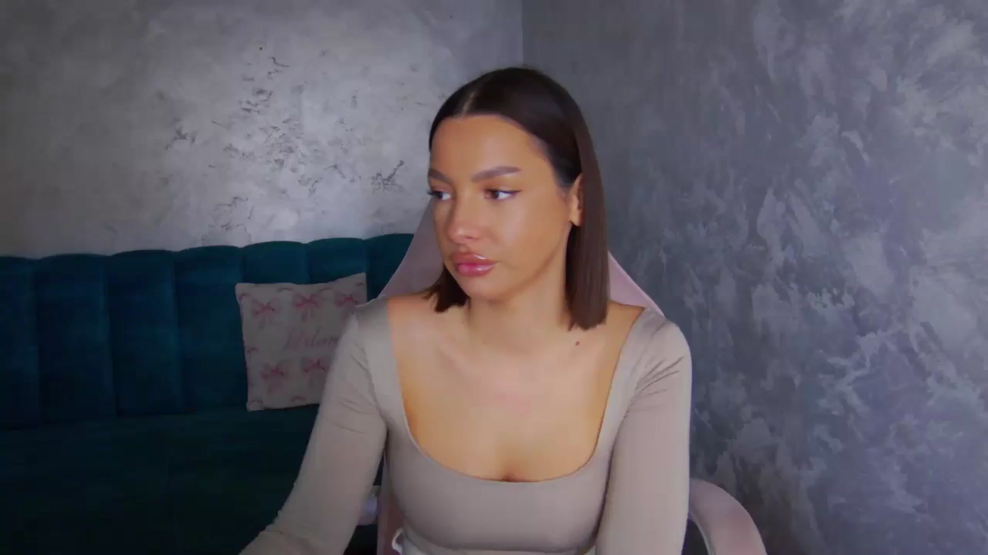 Gallery image thumbnail from WonderWomann's myfreecams stream on, 11/13/2025, 14:17 image 6 of 20