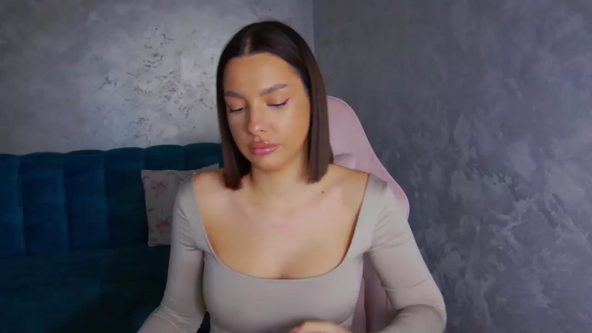 Gallery image thumbnail from WonderWomann's myfreecams stream on, 11/13/2025, 14:17 image 2 of 20