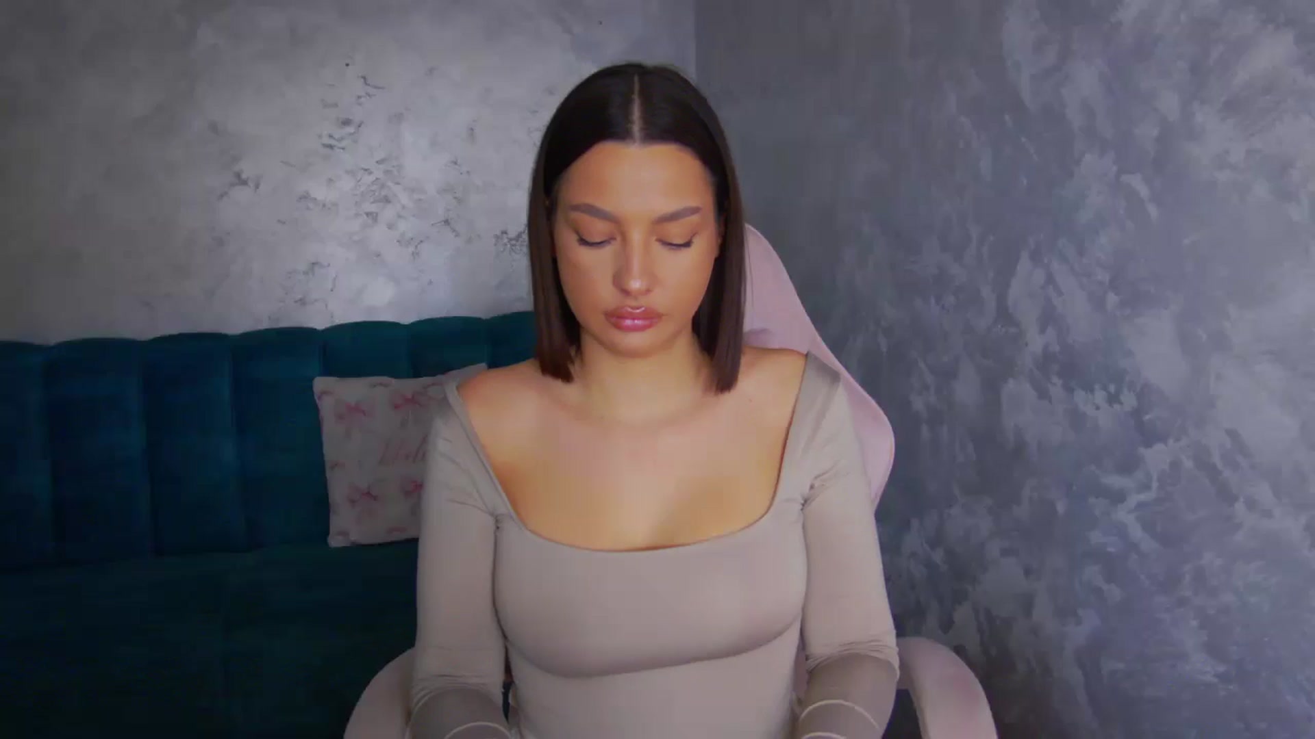 Gallery image thumbnail from WonderWomann's myfreecams stream on, 11/13/2025, 14:17 image 13 of 20
