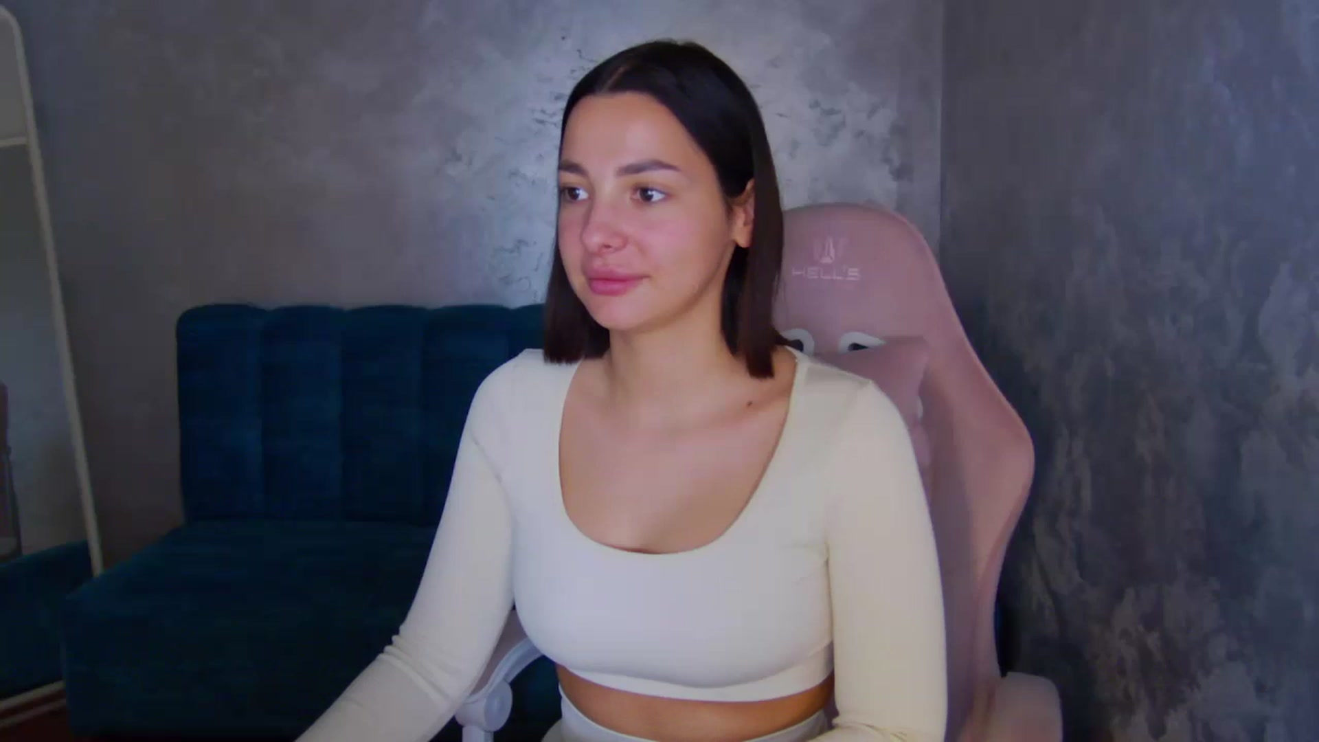 Gallery image thumbnail from WonderWomann's myfreecams stream on, 11/17/2025, 16:01 image 9 of 20