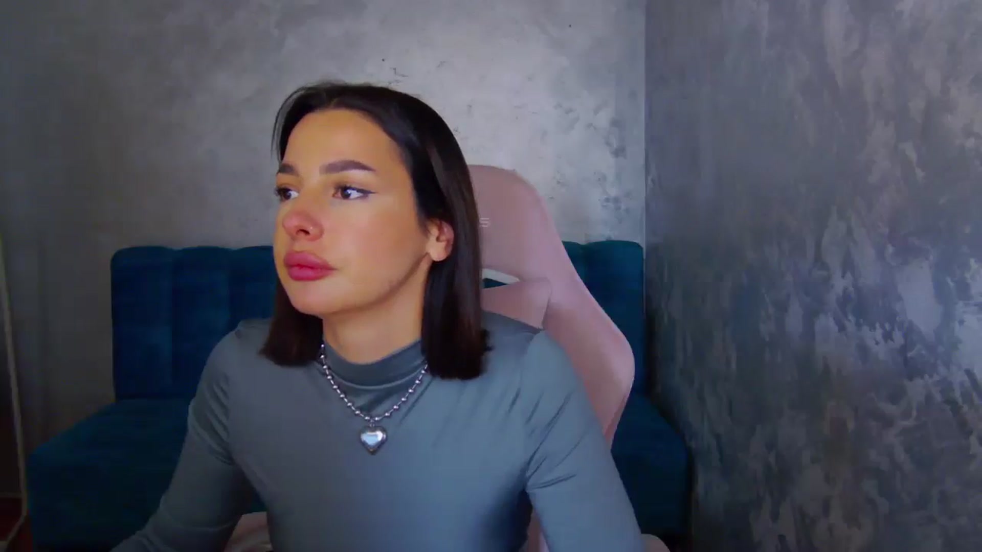 Gallery image thumbnail from WonderWomann's myfreecams stream on, 11/24/2025, 19:03 image 3 of 20