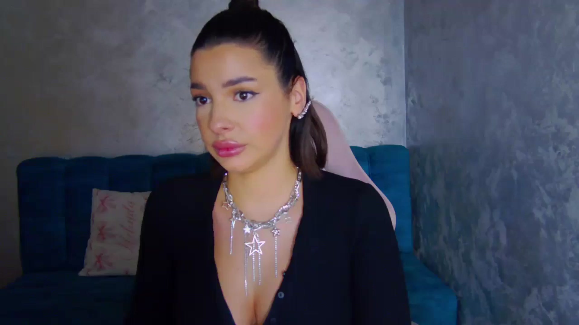 Gallery image thumbnail from WonderWomann's myfreecams stream on, 11/27/2025, 21:28 image 14 of 20