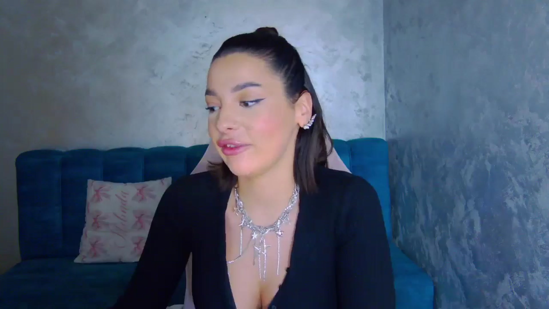 Gallery image thumbnail from WonderWomann's myfreecams stream on, 11/27/2025, 21:28 image 15 of 20