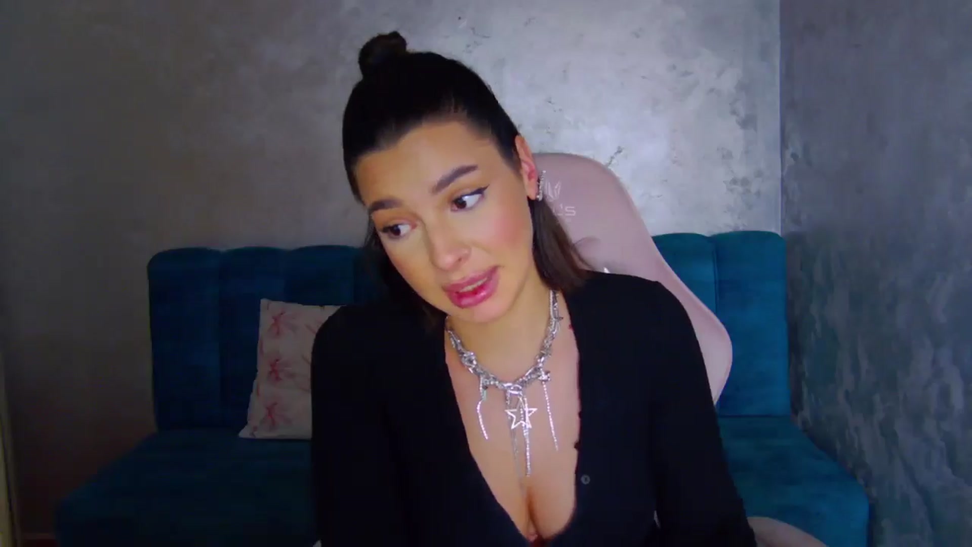 Gallery image thumbnail from WonderWomann's myfreecams stream on, 11/27/2025, 21:28 image 16 of 20