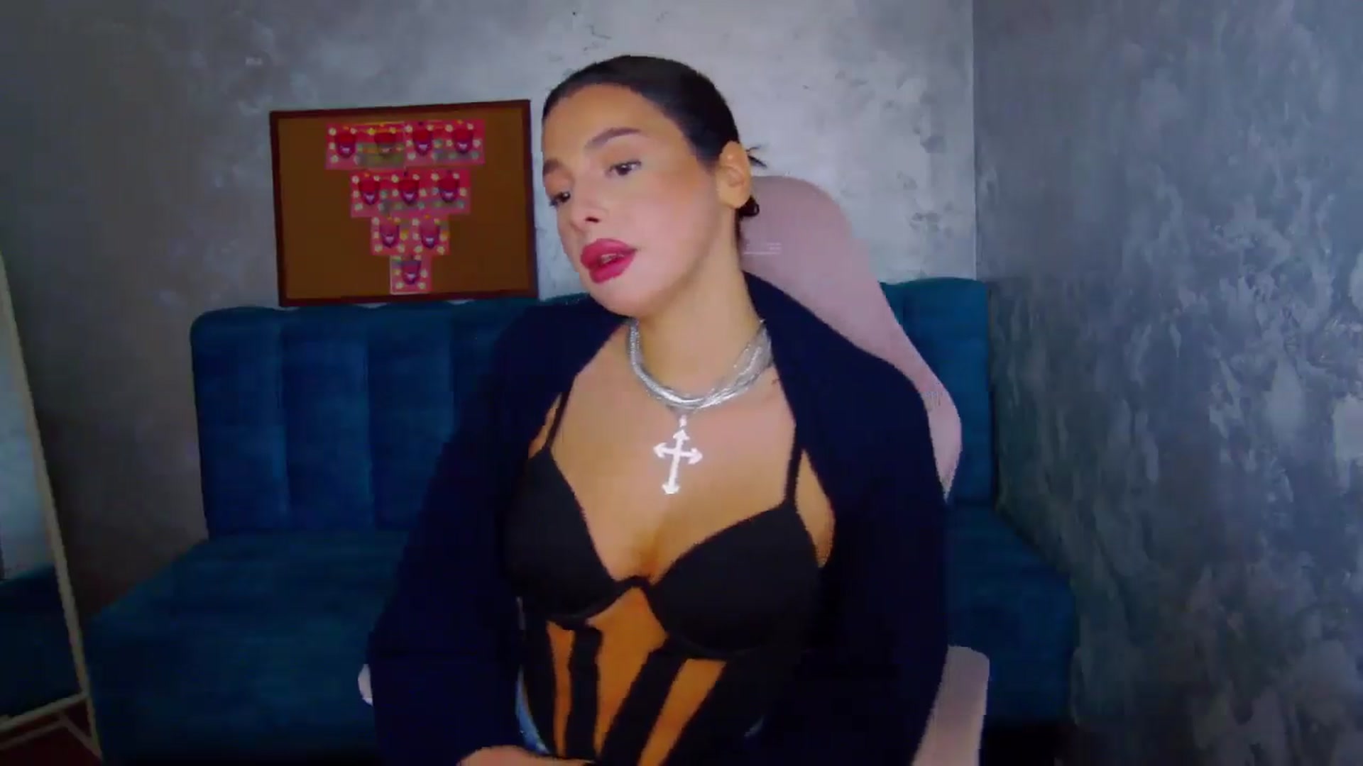 Gallery image thumbnail from WonderWomann's myfreecams stream on, 11/28/2025, 16:22 image 10 of 20