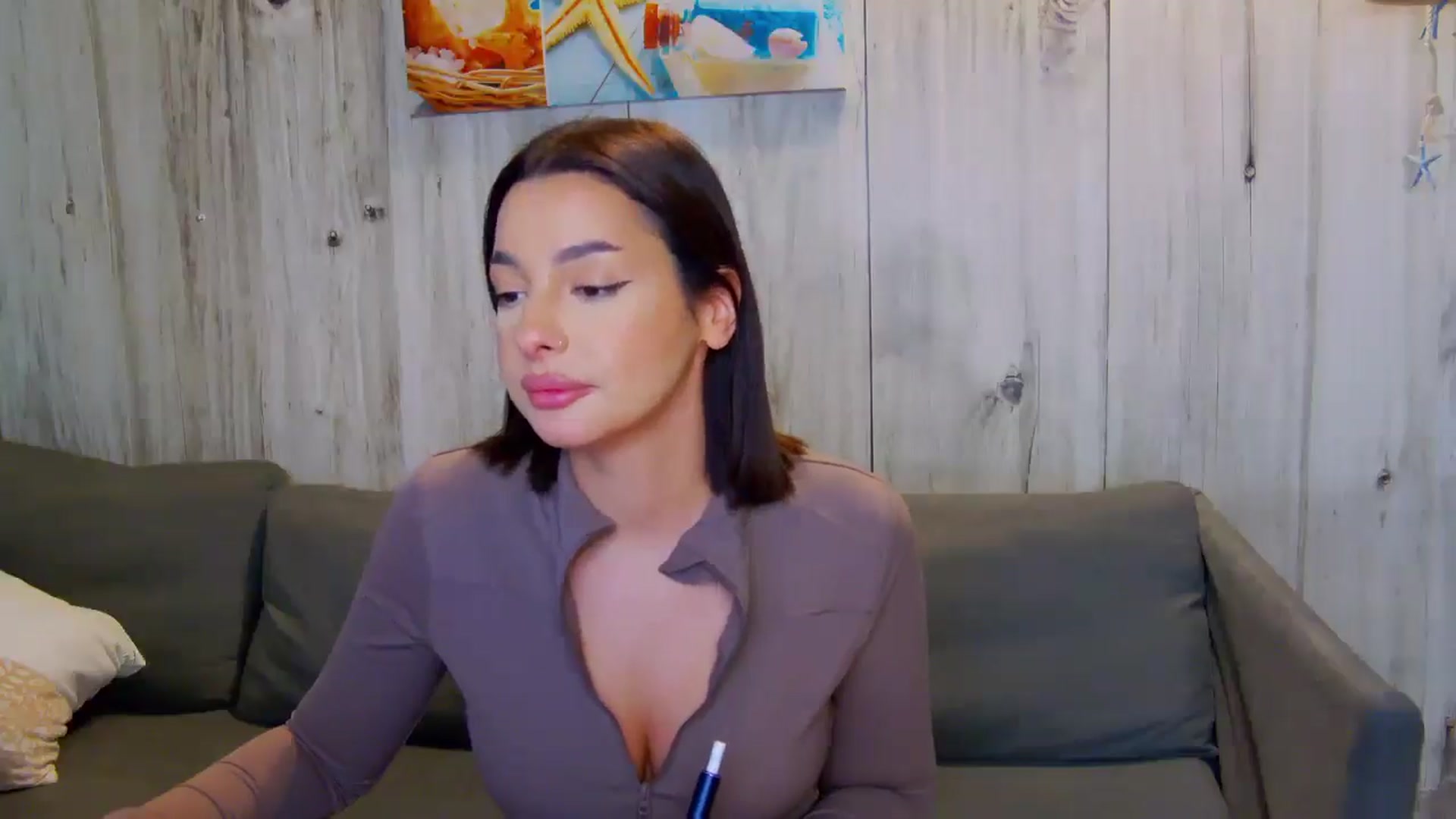 Gallery image thumbnail from WonderWomann's myfreecams stream on, 11/30/2025, 18:06 image 8 of 20