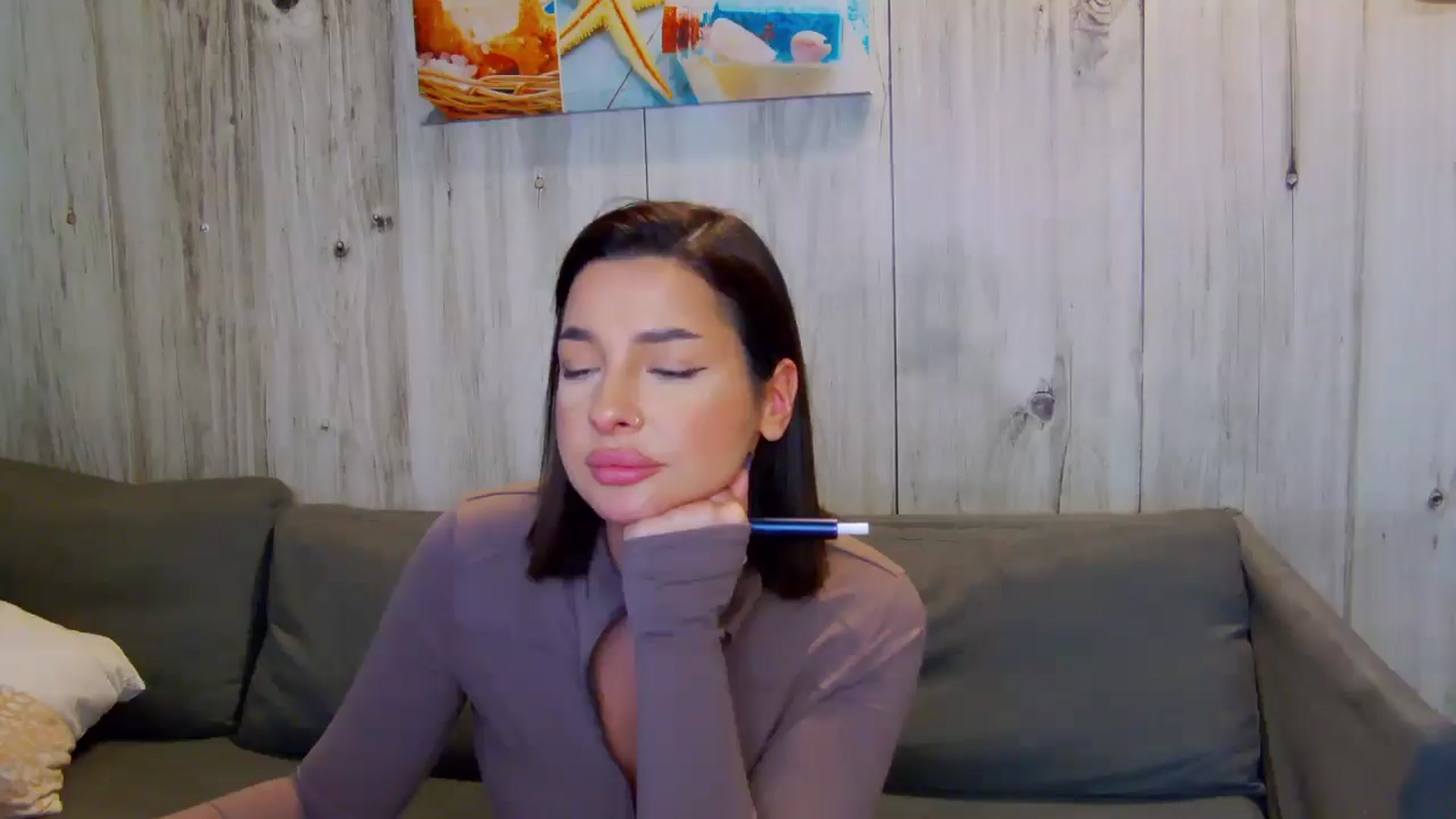 Gallery image thumbnail from WonderWomann's myfreecams stream on, 11/30/2025, 19:58 image 4 of 20