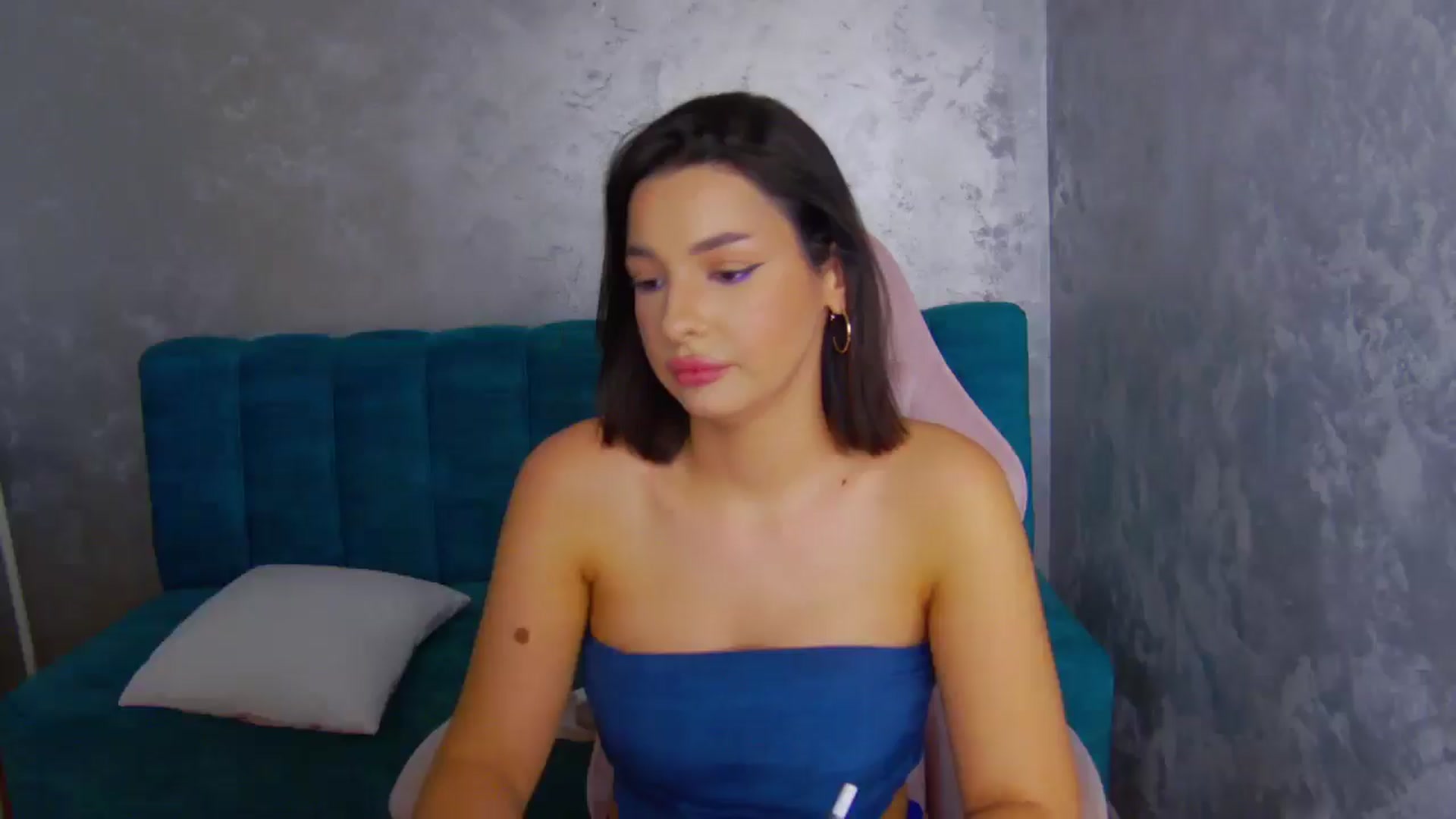 Gallery image thumbnail from WonderWomann's myfreecams stream on, 12/02/2025, 19:54 image 1 of 20