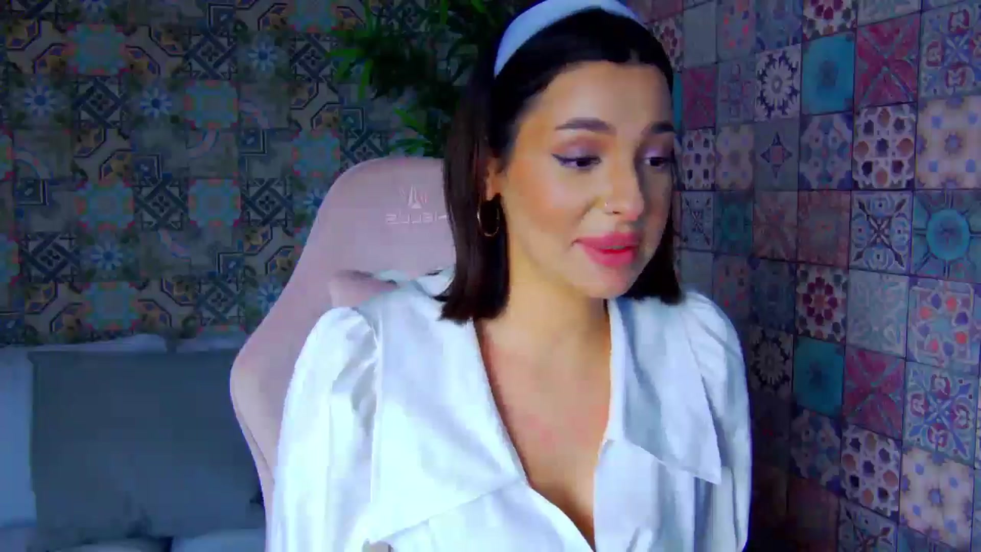 Gallery image thumbnail from WonderWomann's myfreecams stream on, 12/04/2025, 24:39 image 17 of 20