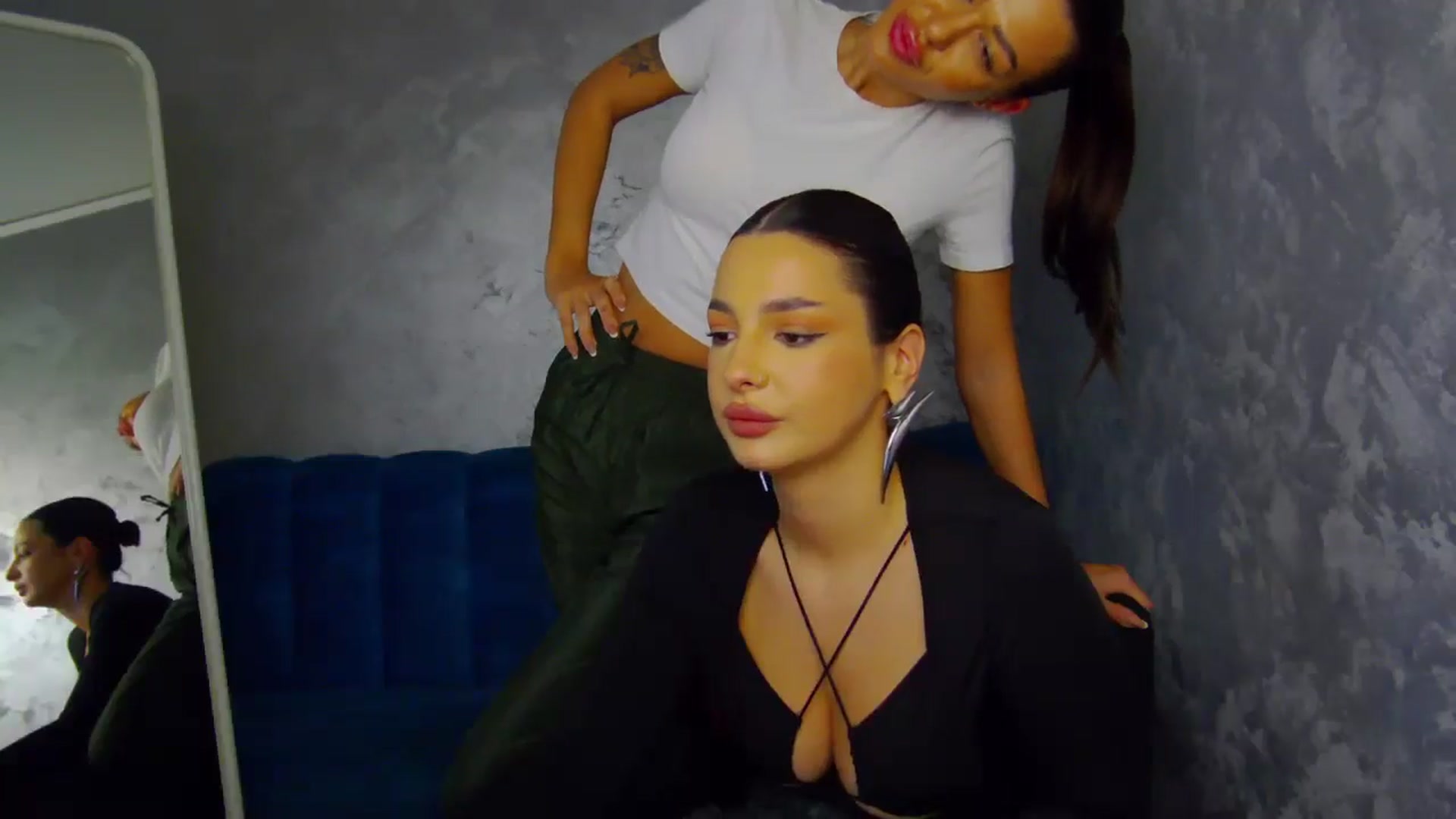 Gallery image thumbnail from WonderWomann's myfreecams stream on, 12/05/2025, 19:19 image 6 of 20