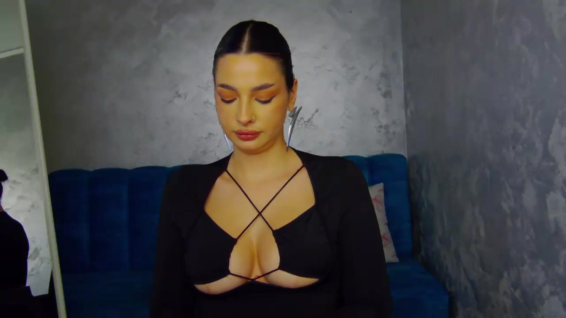 Gallery image thumbnail from WonderWomann's myfreecams stream on, 12/05/2025, 19:19 image 11 of 20