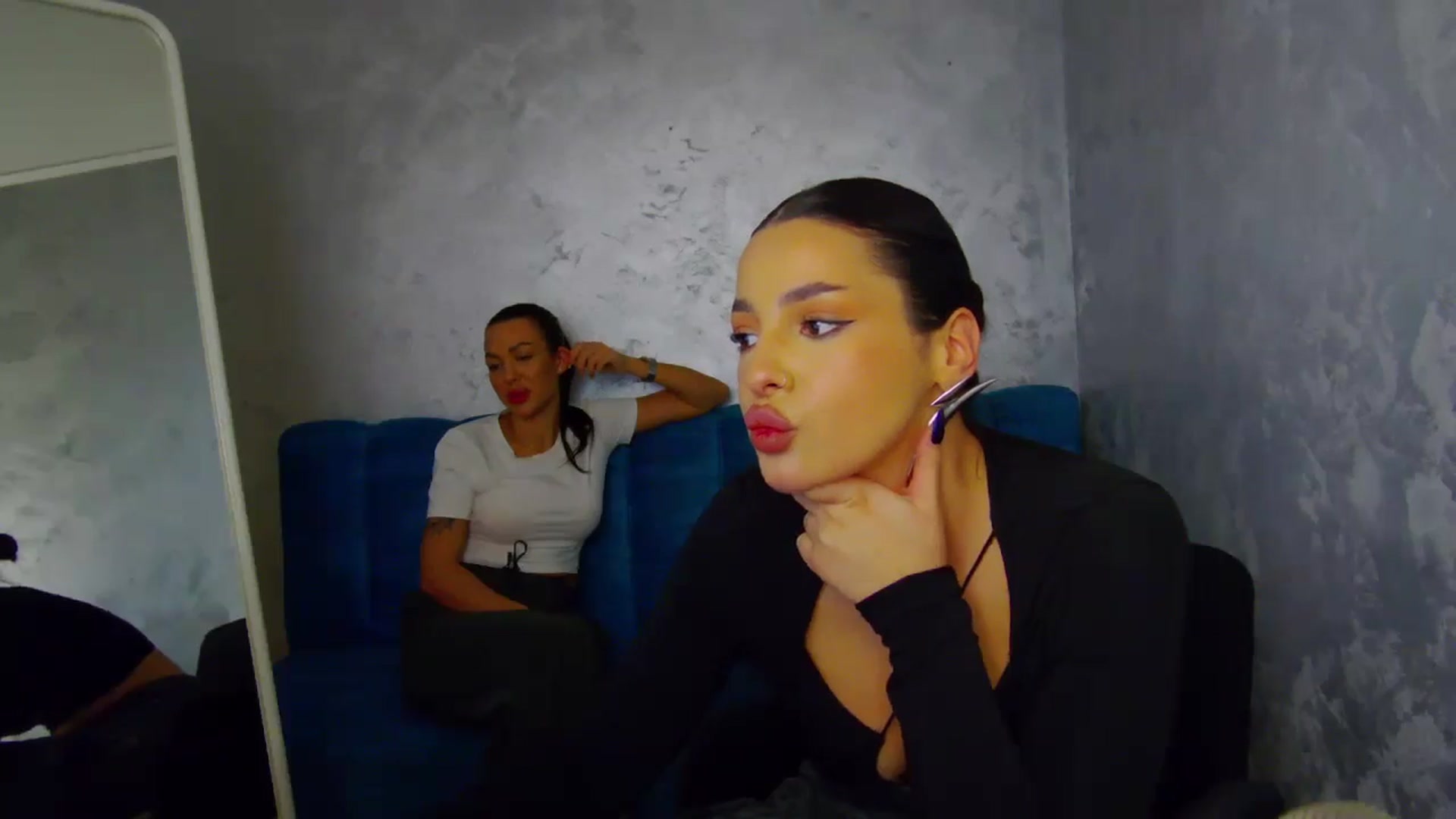 Gallery image thumbnail from WonderWomann's myfreecams stream on, 12/05/2025, 19:19 image 4 of 20