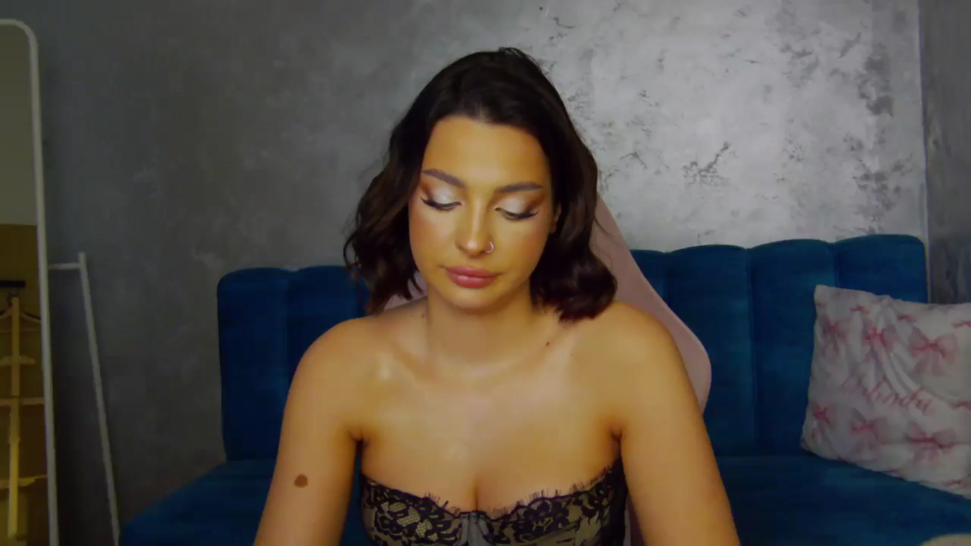 Gallery image thumbnail from WonderWomann's myfreecams stream on, 12/08/2025, 15:38 image 18 of 20