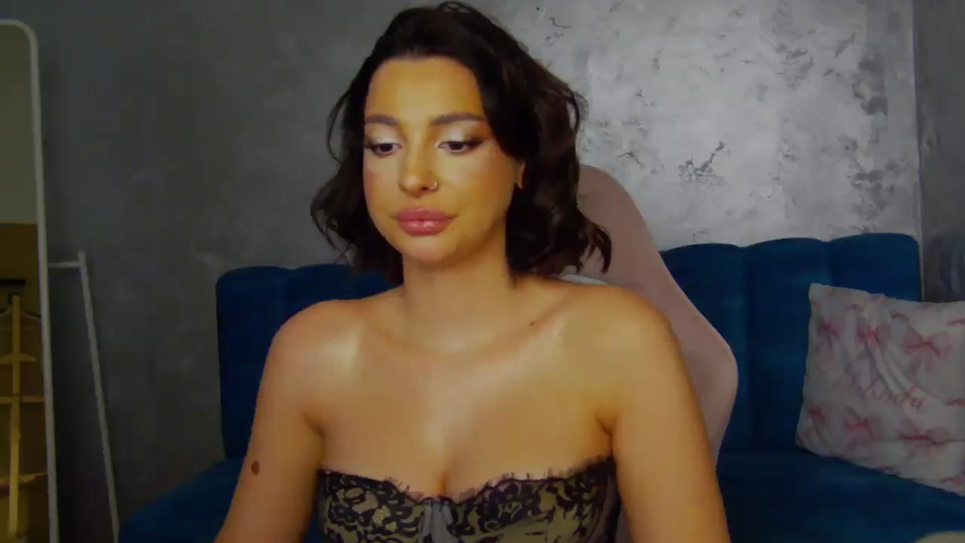 Gallery image thumbnail from WonderWomann's myfreecams stream on, 12/08/2025, 15:38 image 12 of 20